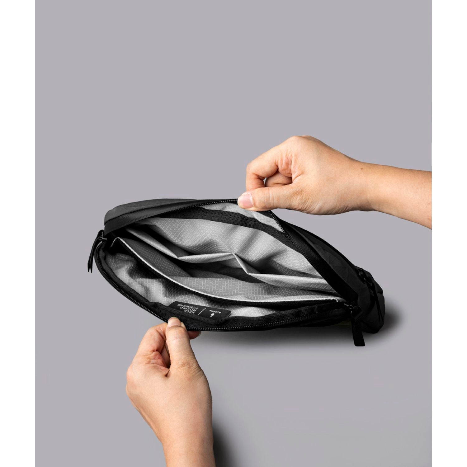 ALPAKA Flight Sling Axogrid 210D (Black)