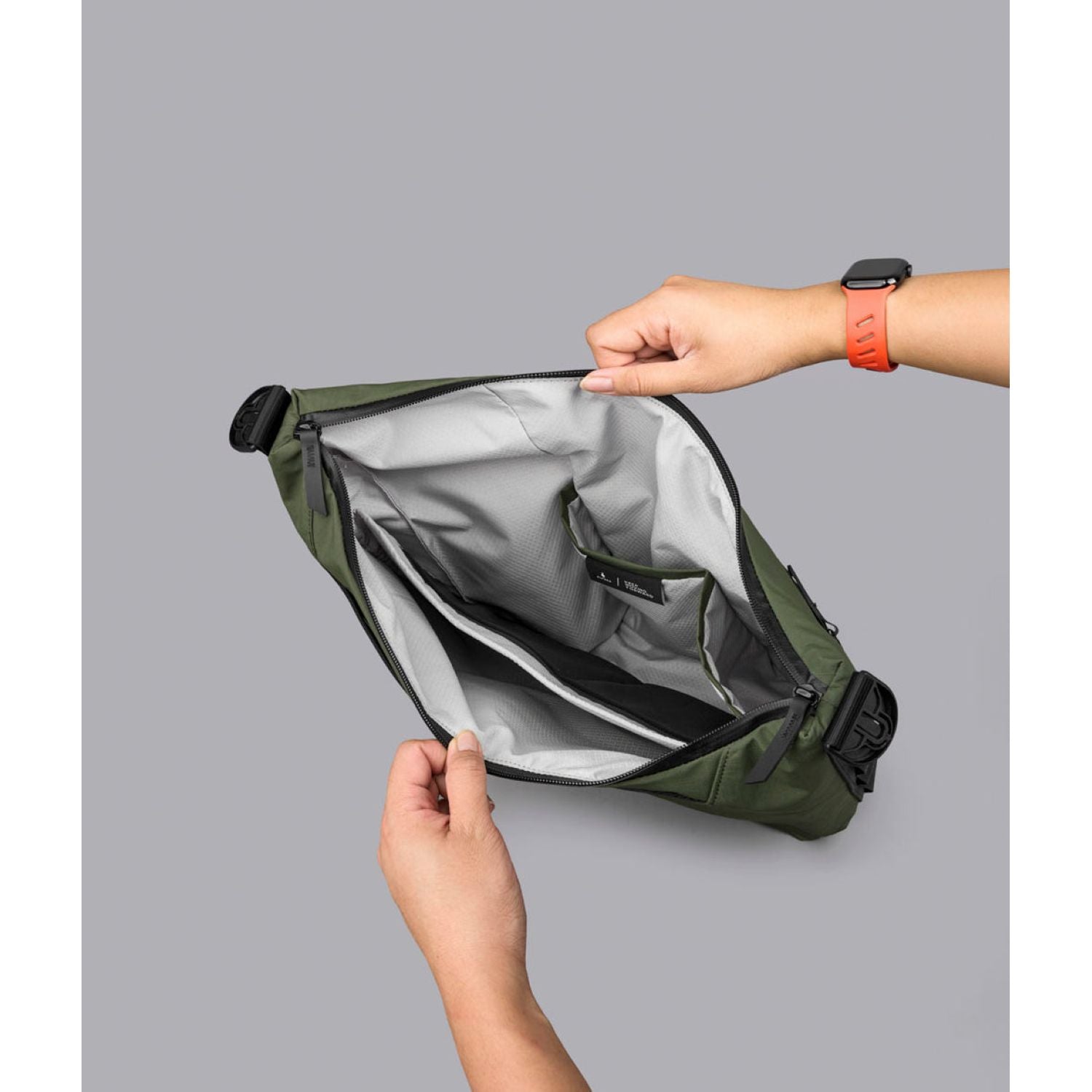 ALPAKA Flow Satchel 10L Axoflux 210D (Green)