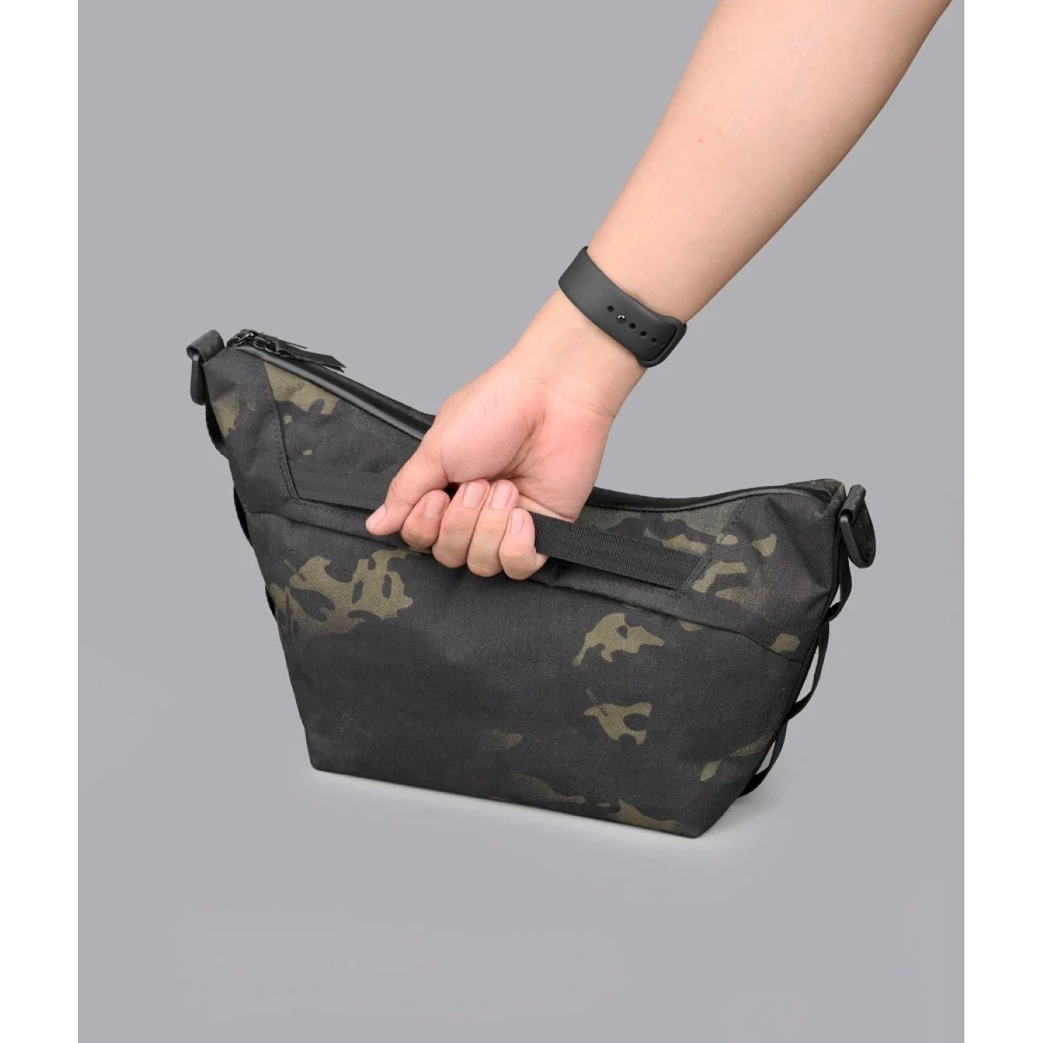 ALPAKA Flow Satchel With Padded Strap 4L X-Pac X50 (Multicam Black)