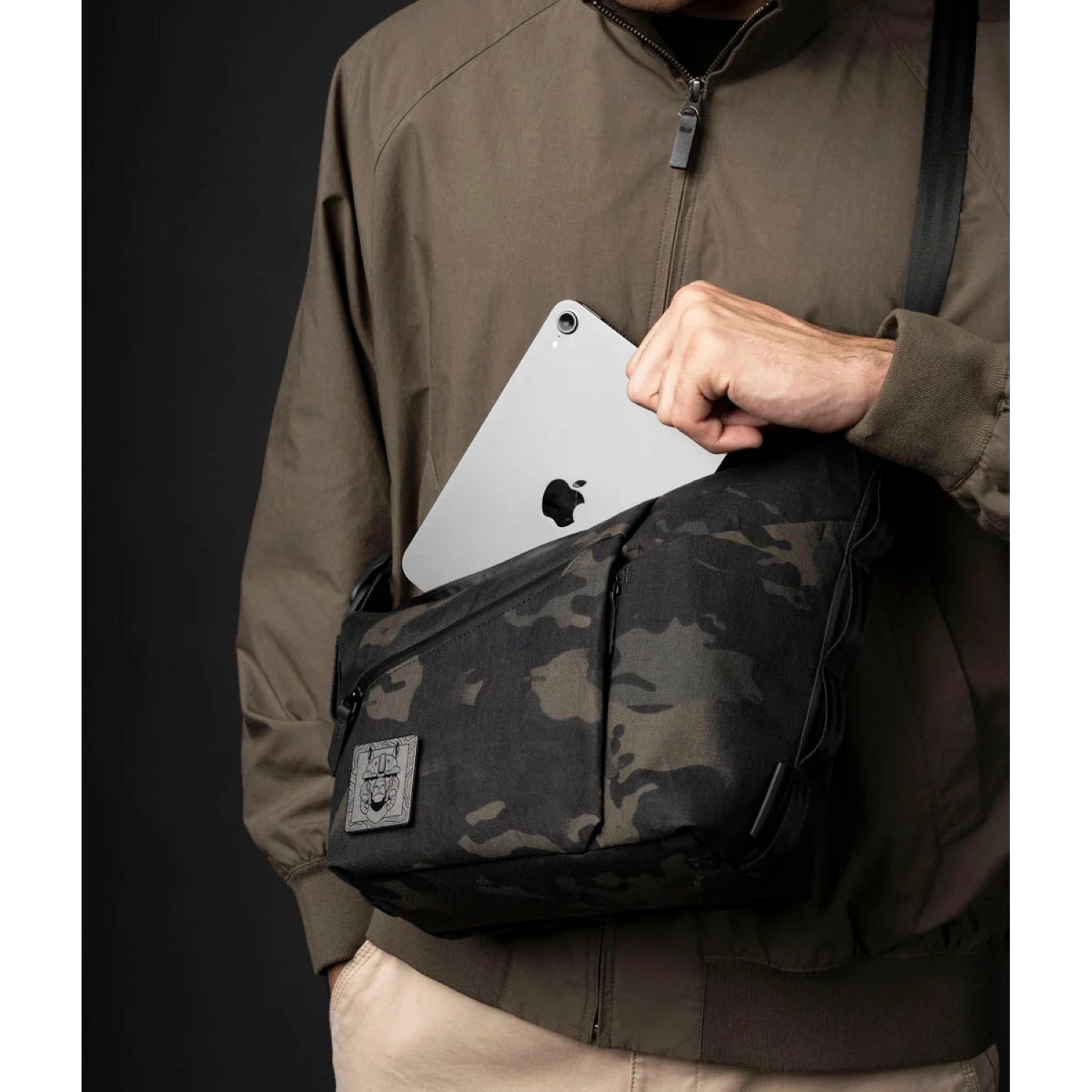 ALPAKA Flow Satchel With Padded Strap 4L X-Pac X50 (Multicam Black)