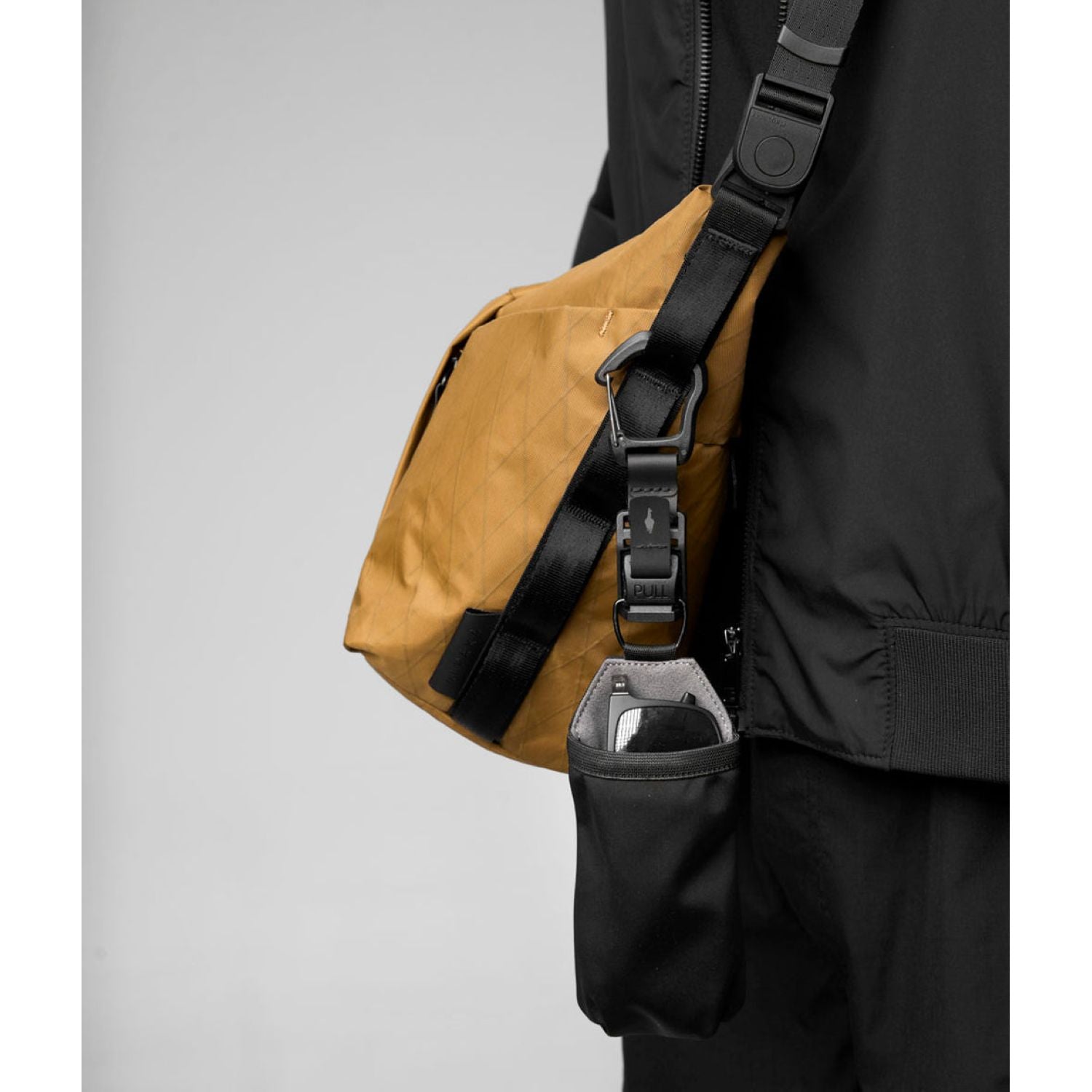 Alpaka Flow Satchel X-Pac VX21 (Coyote Brown)