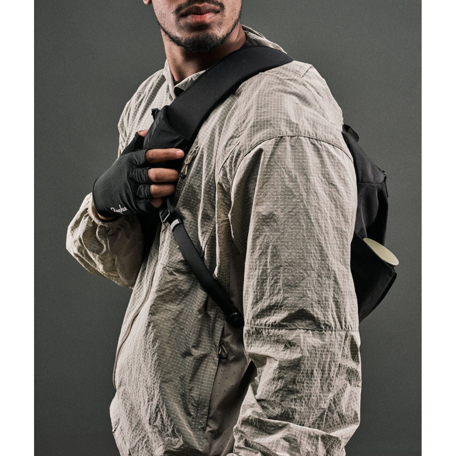 ALPAKA Metro Crossbody Left Shoulder Axoflux 210D (Black)