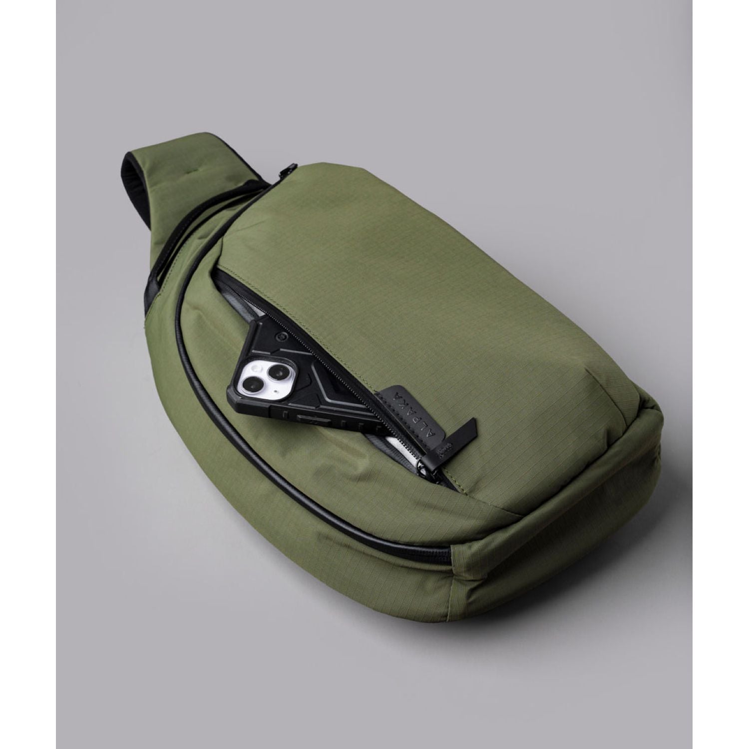 ALPAKA Metro Crossbody Right Shoulder Axoflux 210D (Green)