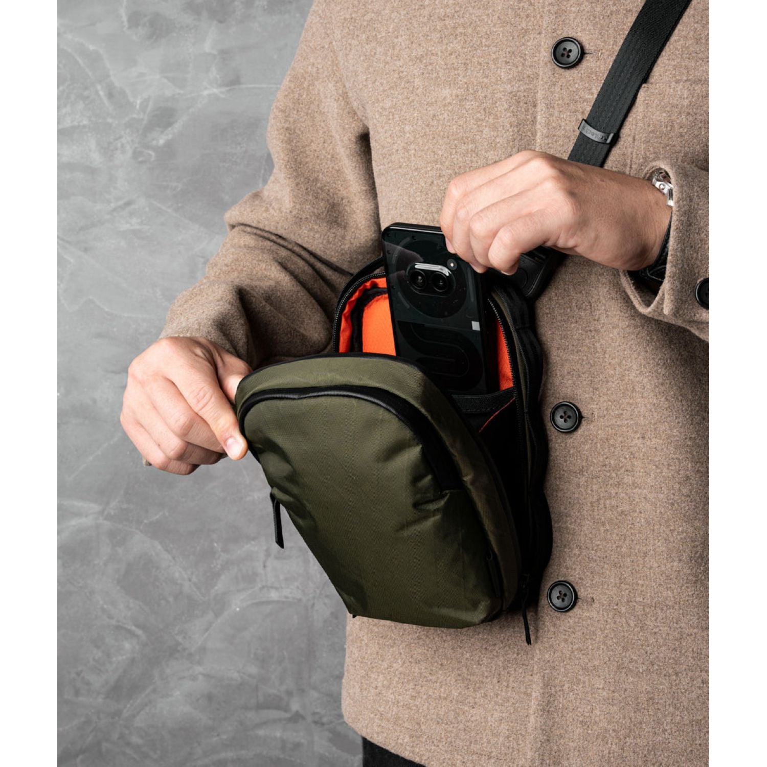 ALPAKA Metro Sling V2 X-Pac X42 (Olive Green)