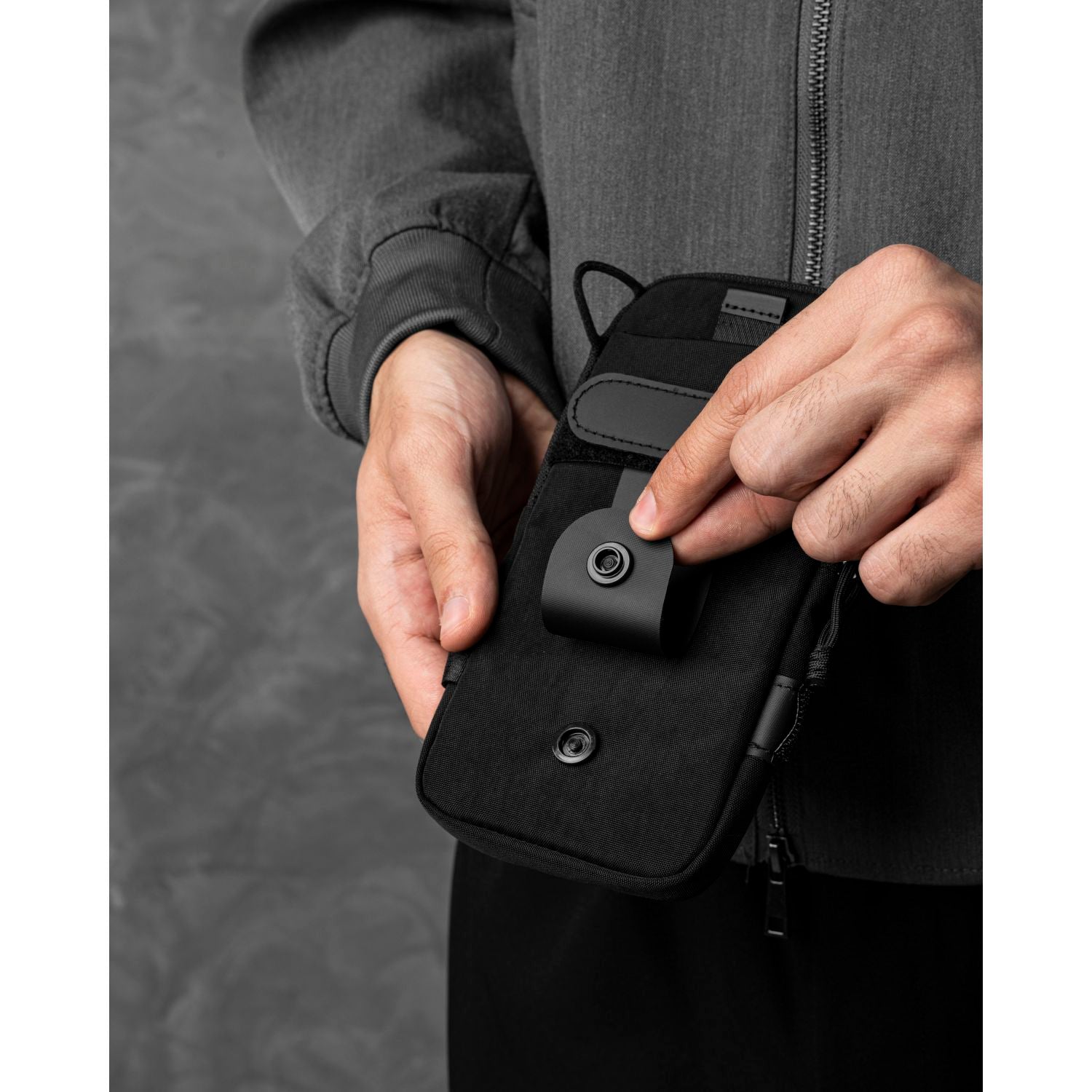 ALPAKA Modular Shoulder Pocket Slim Nylon Washed  Axoflux 400D (Black)