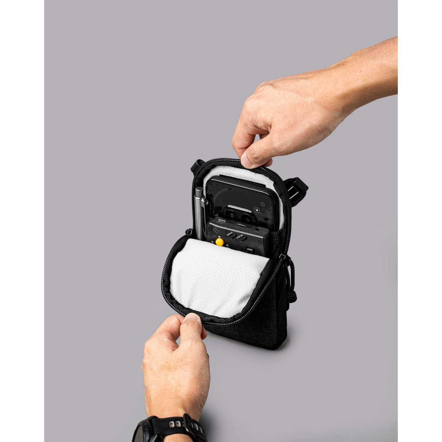 ALPAKA Modular Shoulder Pocket Slim Nylon Washed  Axoflux 400D (Black)