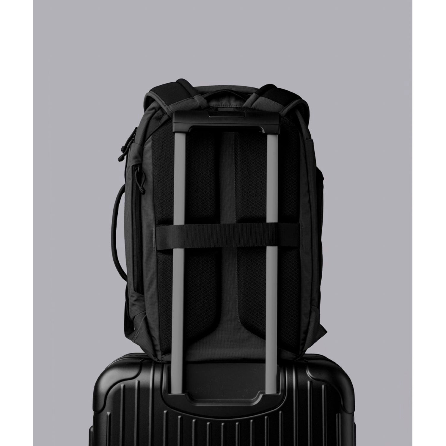 [PRE-ORDER] ALPAKA Traverse Backpack 30L Axoflux 400D (Black)