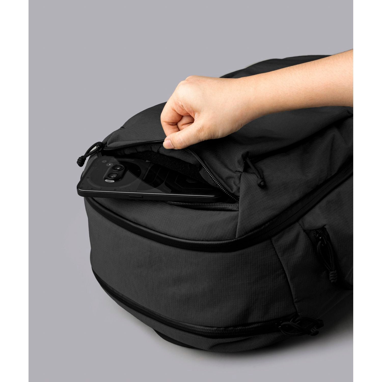 [PRE-ORDER] ALPAKA Traverse Backpack 30L Axoflux 400D (Black)