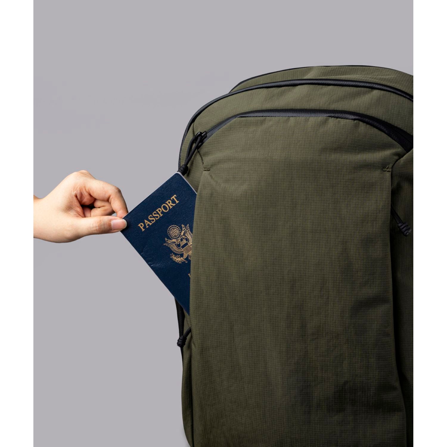 [PRE-ORDER] ALPAKA Traverse Backpack 30L Axoflux 400D (Green)