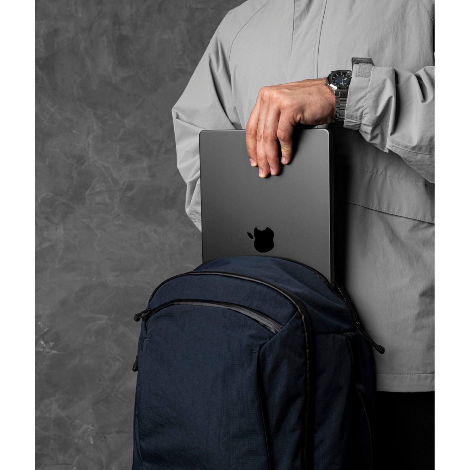 [PRE-ORDER] ALPAKA Traverse Backpack 30L Axoflux 400D (Moonlight Blue)