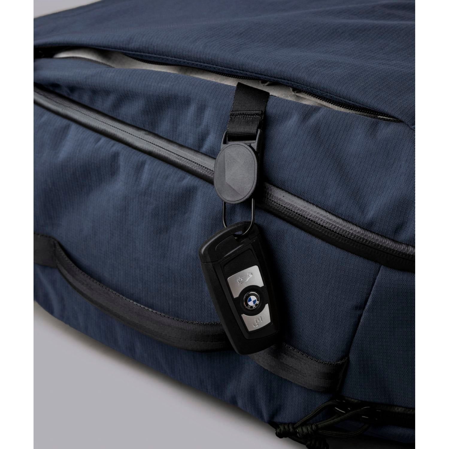 [PRE-ORDER] ALPAKA Traverse Backpack 30L Axoflux 400D (Moonlight Blue)