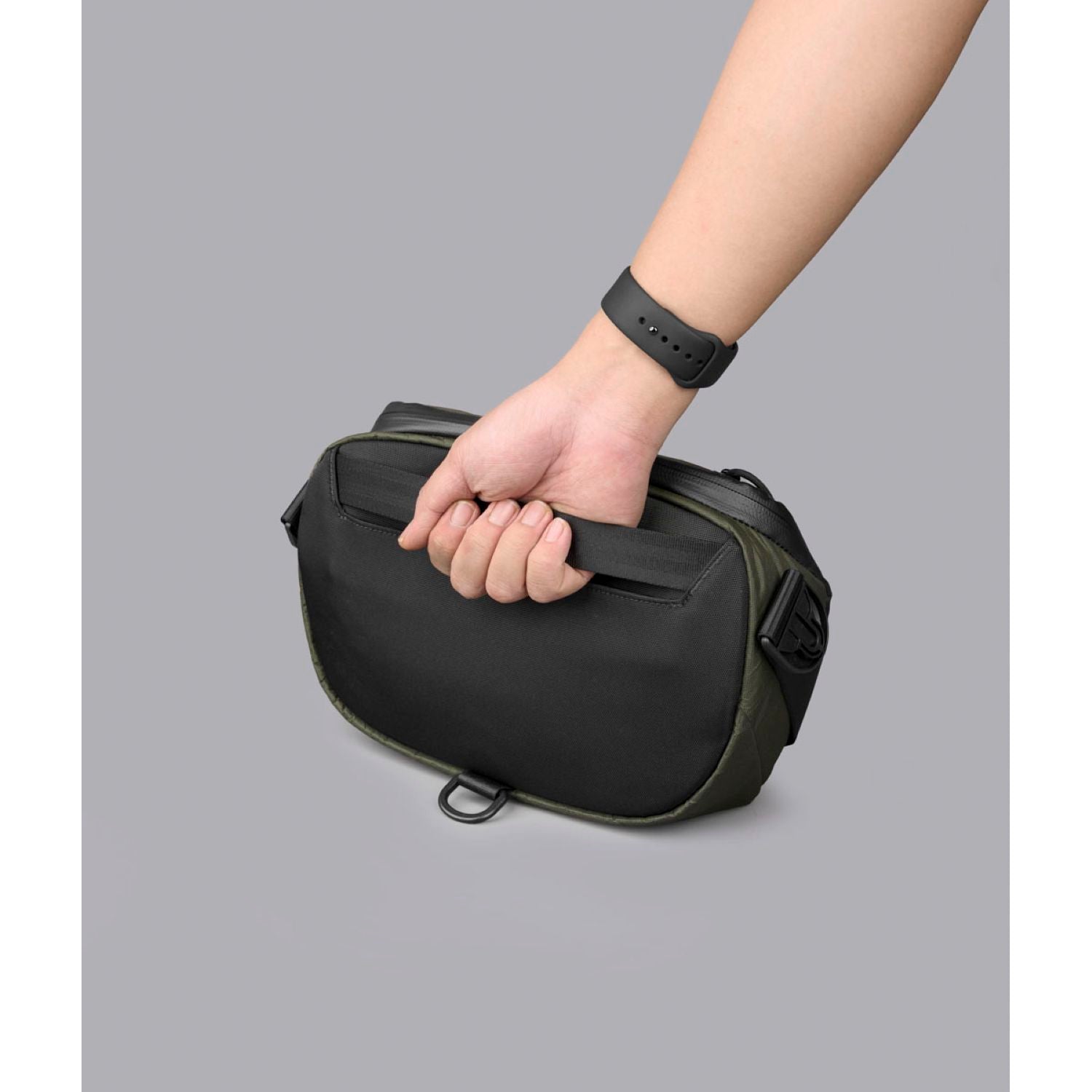 (PRE-ORDER) ALPAKA Vertex Mission Sling With Green Patch Ultradyne 100D (Green)