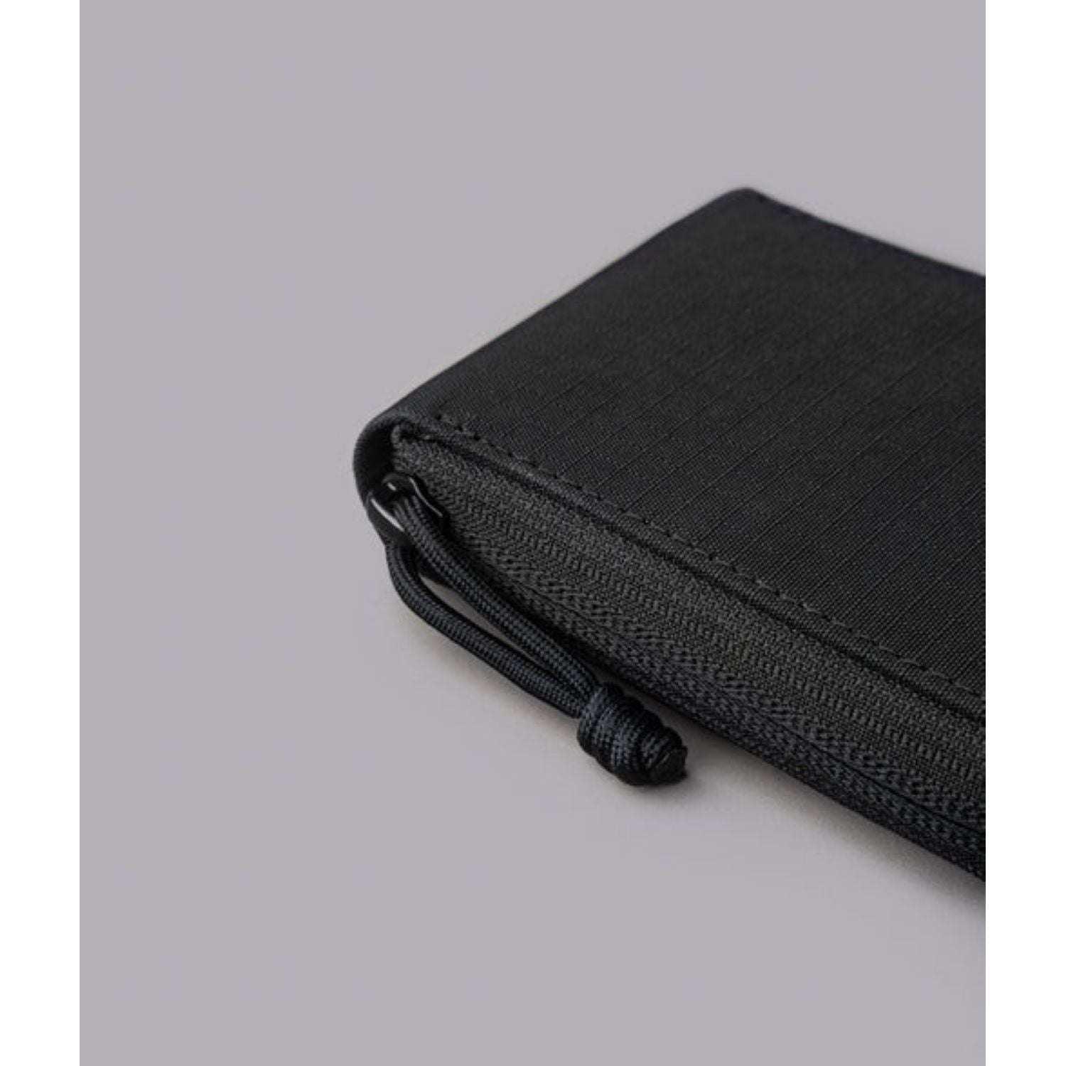 ALPAKA Zip ID  Wallet Axogrid 210D (Black)