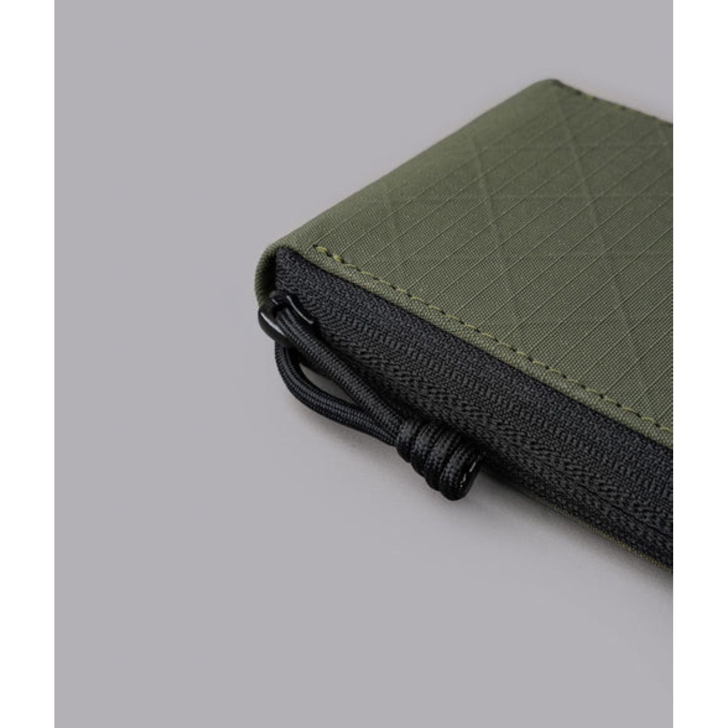 ALPAKA Zip ID  Wallet Axogrid 210D (Green)