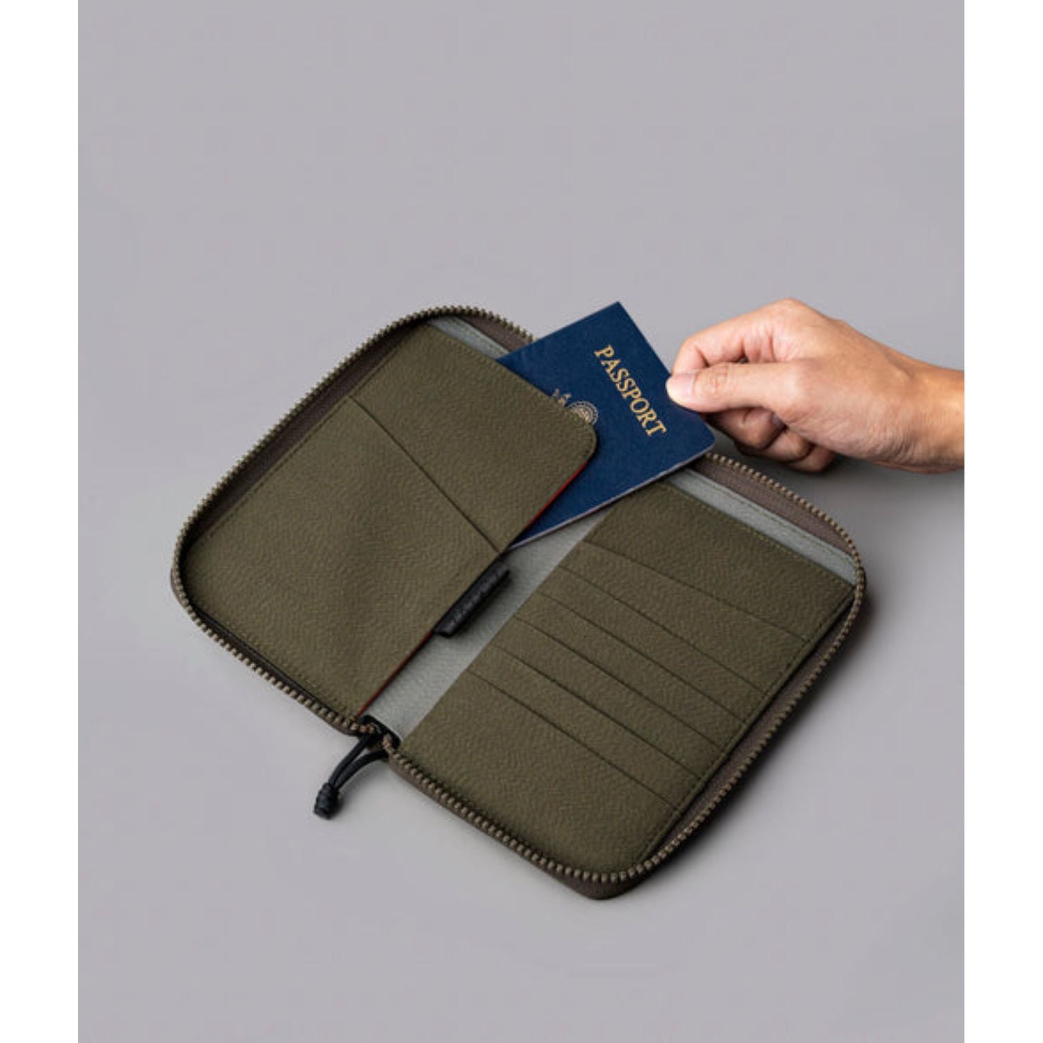 ALPAKA Zip Passport  Wallet Axogrid 300D (Army Green)