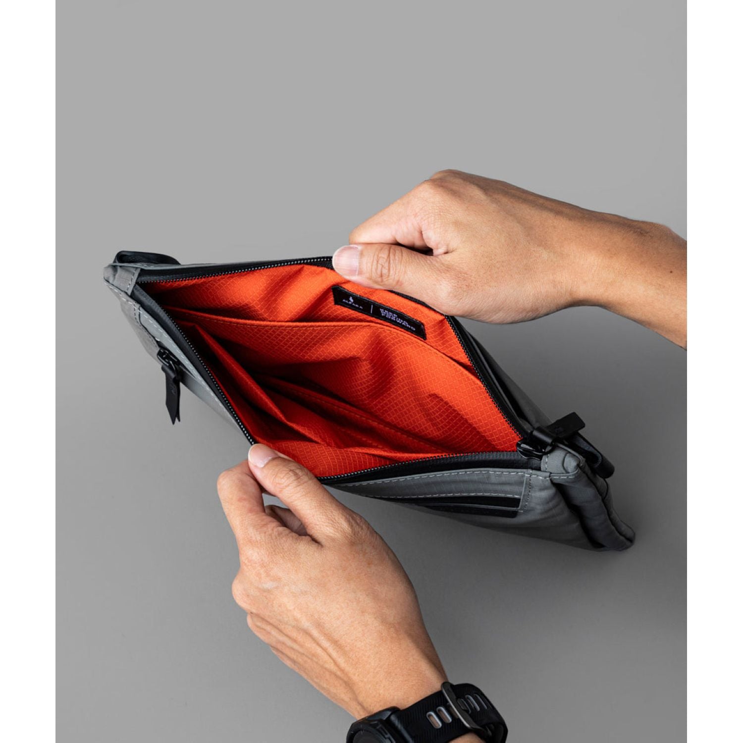 ALPAKA Zip Pouch Max V2 Axoflux 210D (Grey)