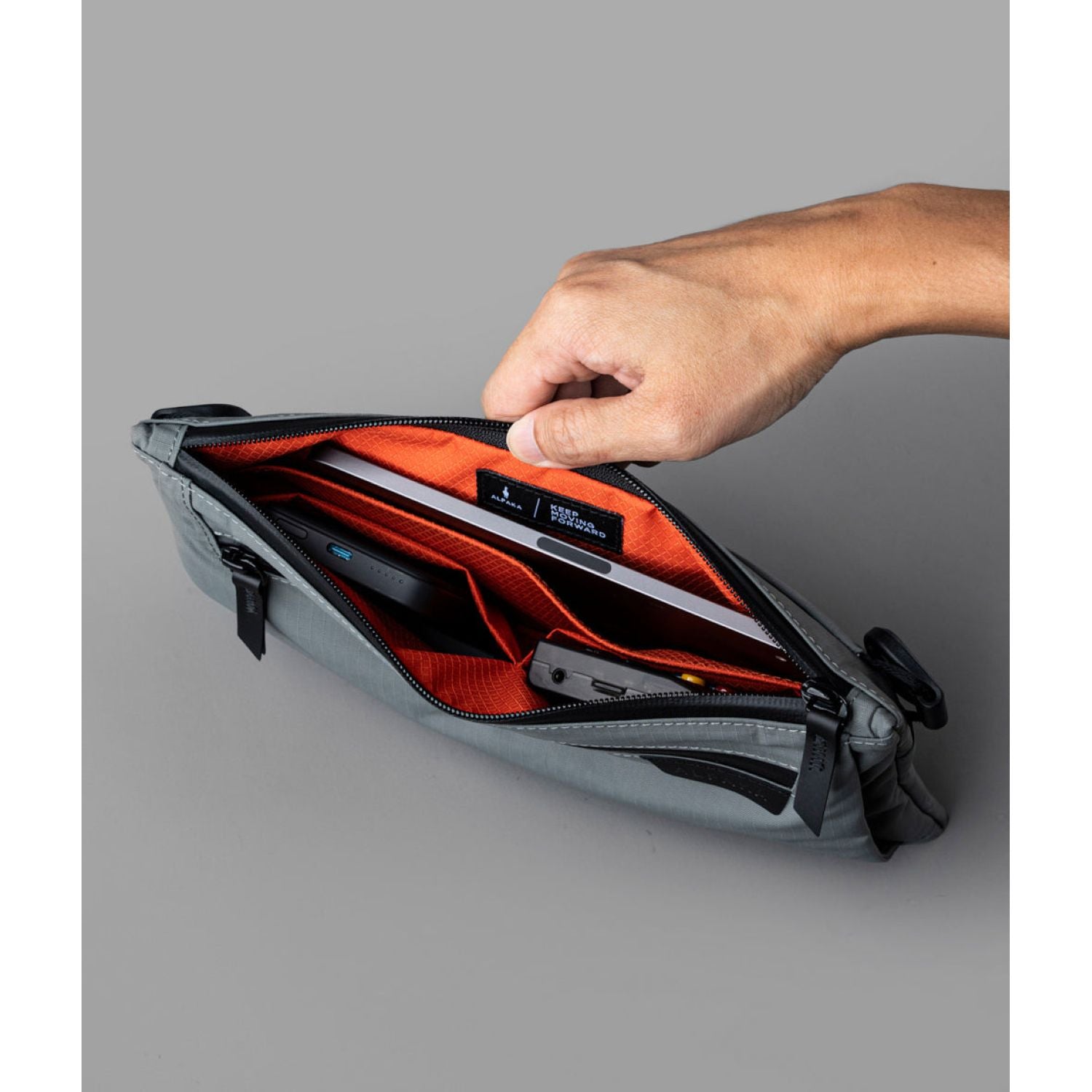 ALPAKA Zip Pouch Max V2 Axoflux 210D (Grey)