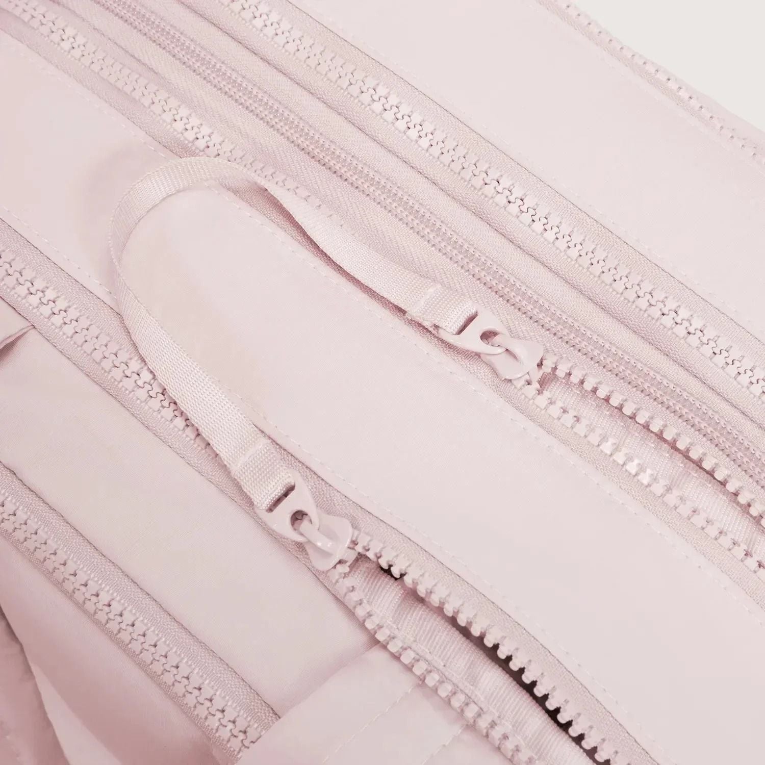 Bagsmart Crush Hanging Toiletry Bag (Pink)