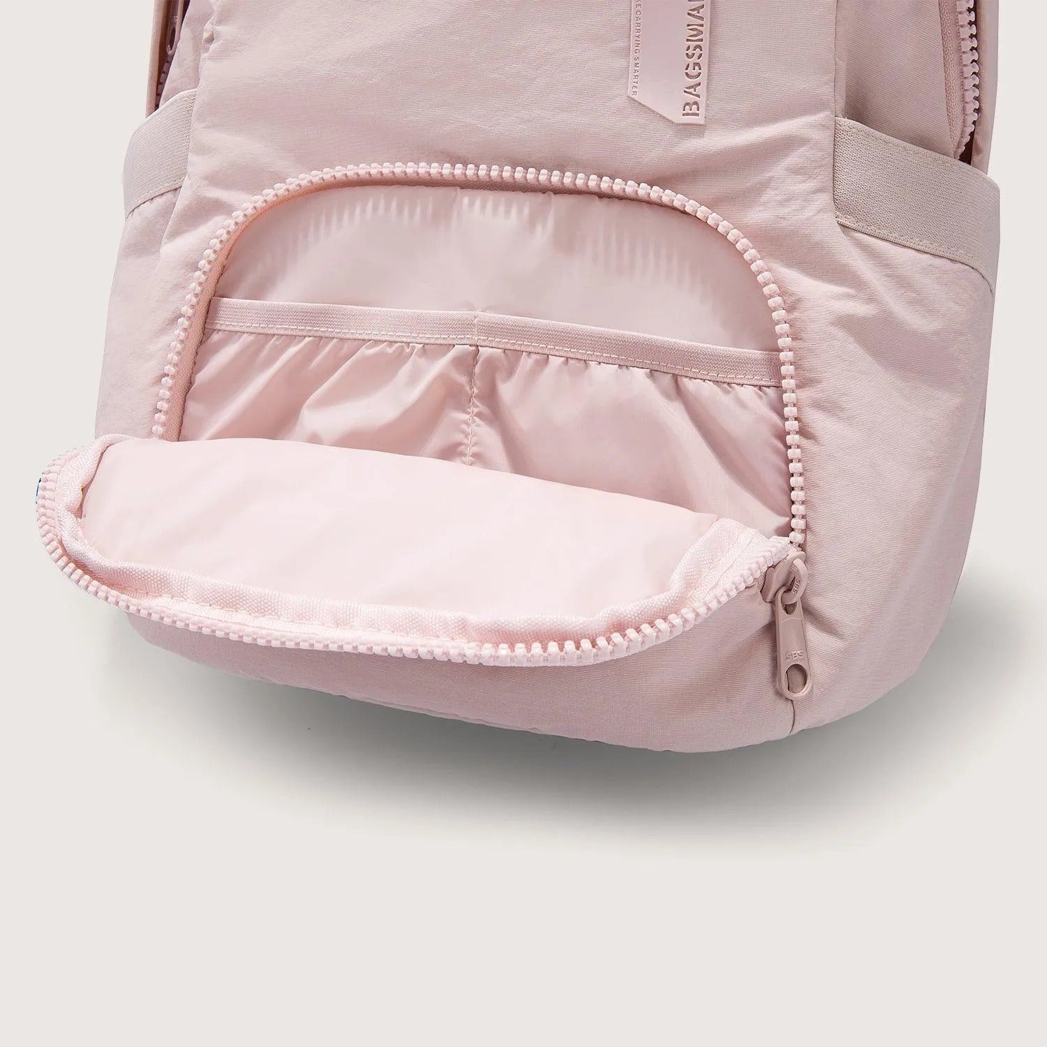 Bagsmart Zoraesque Feather Light Backpack 14L (Pink)