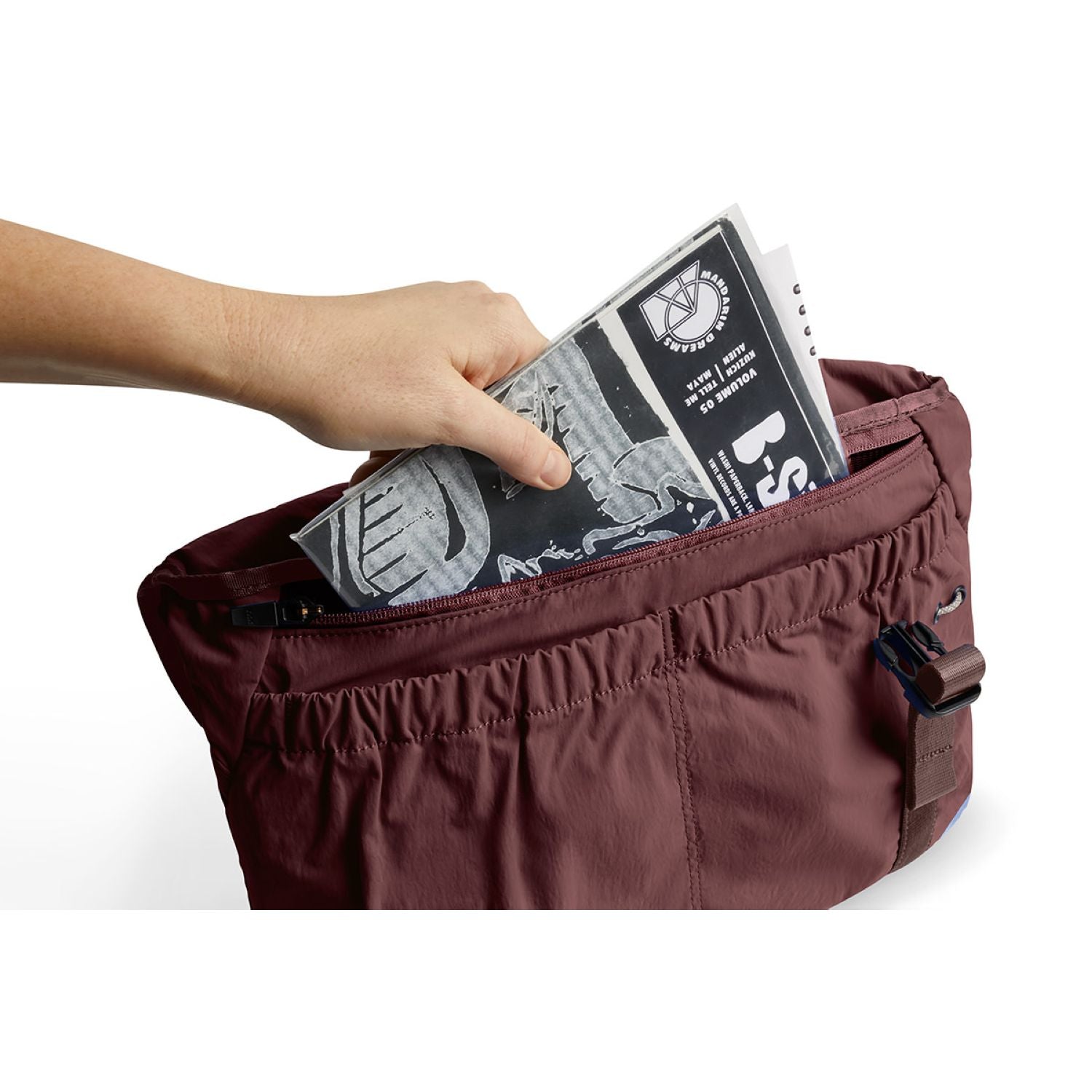 Bellroy Cinch Messenger Bag - Burgundy