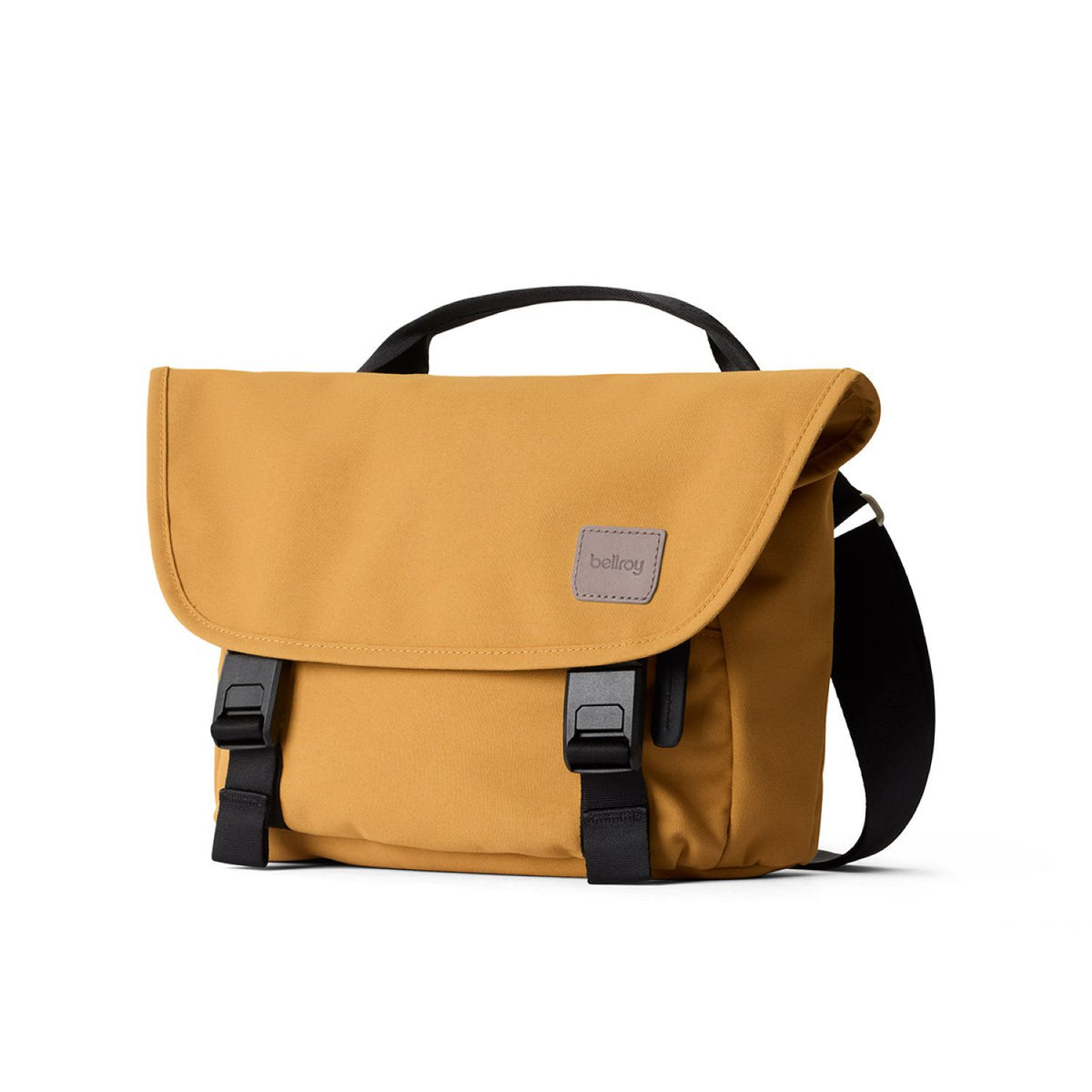 Bellroy Classic Messenger 6L - Camel