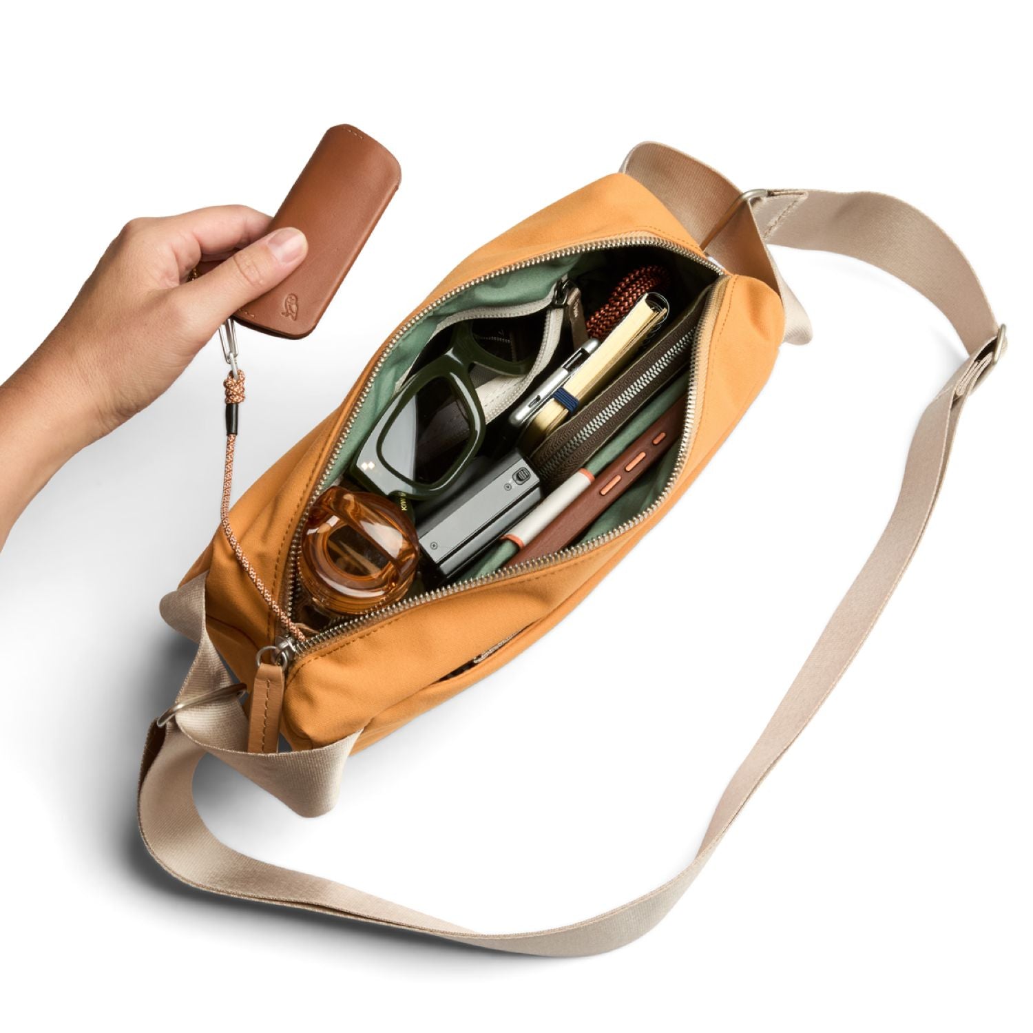 Bellroy Classic Sling 5L - Butterscotch