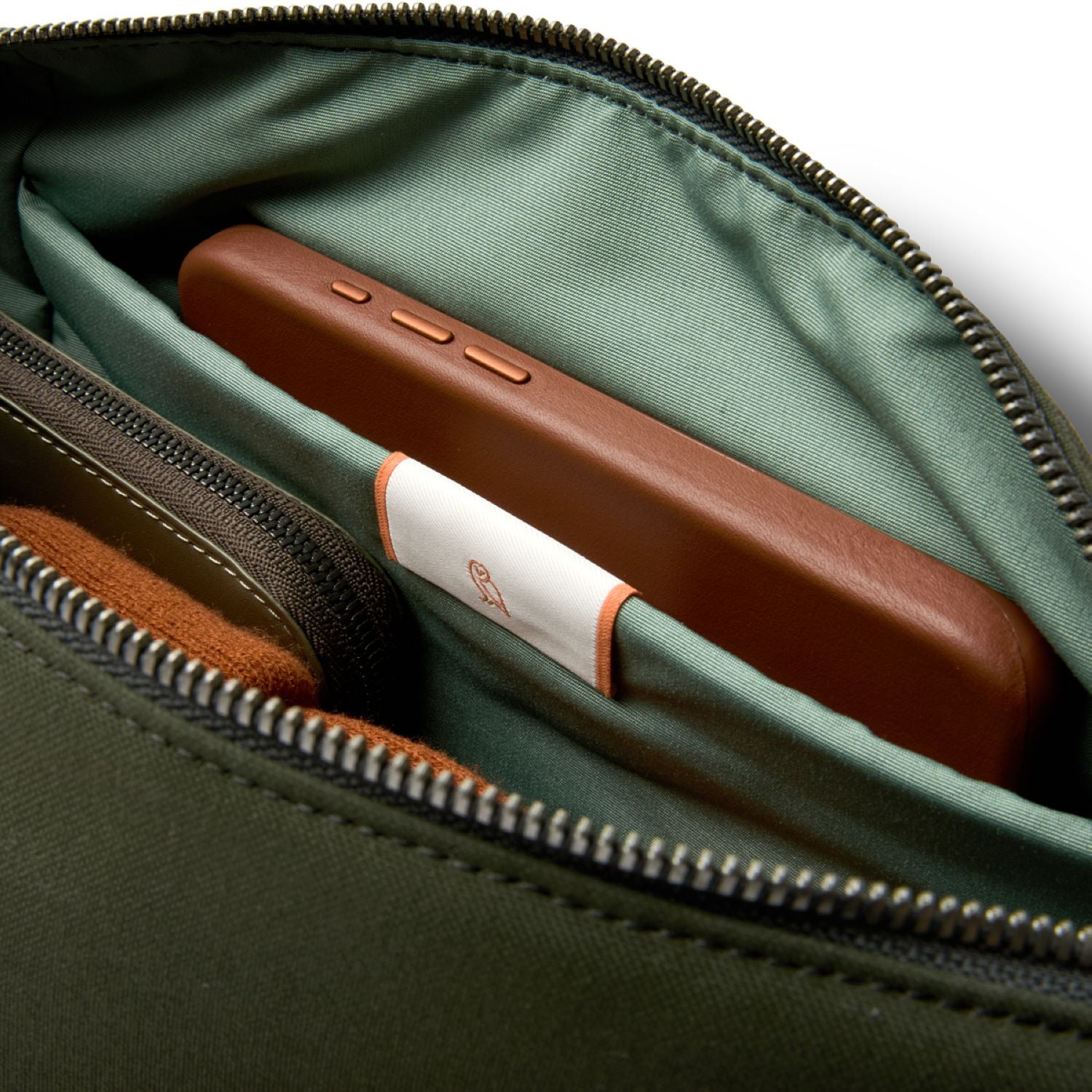 Bellroy Classic Sling 7L - Olive