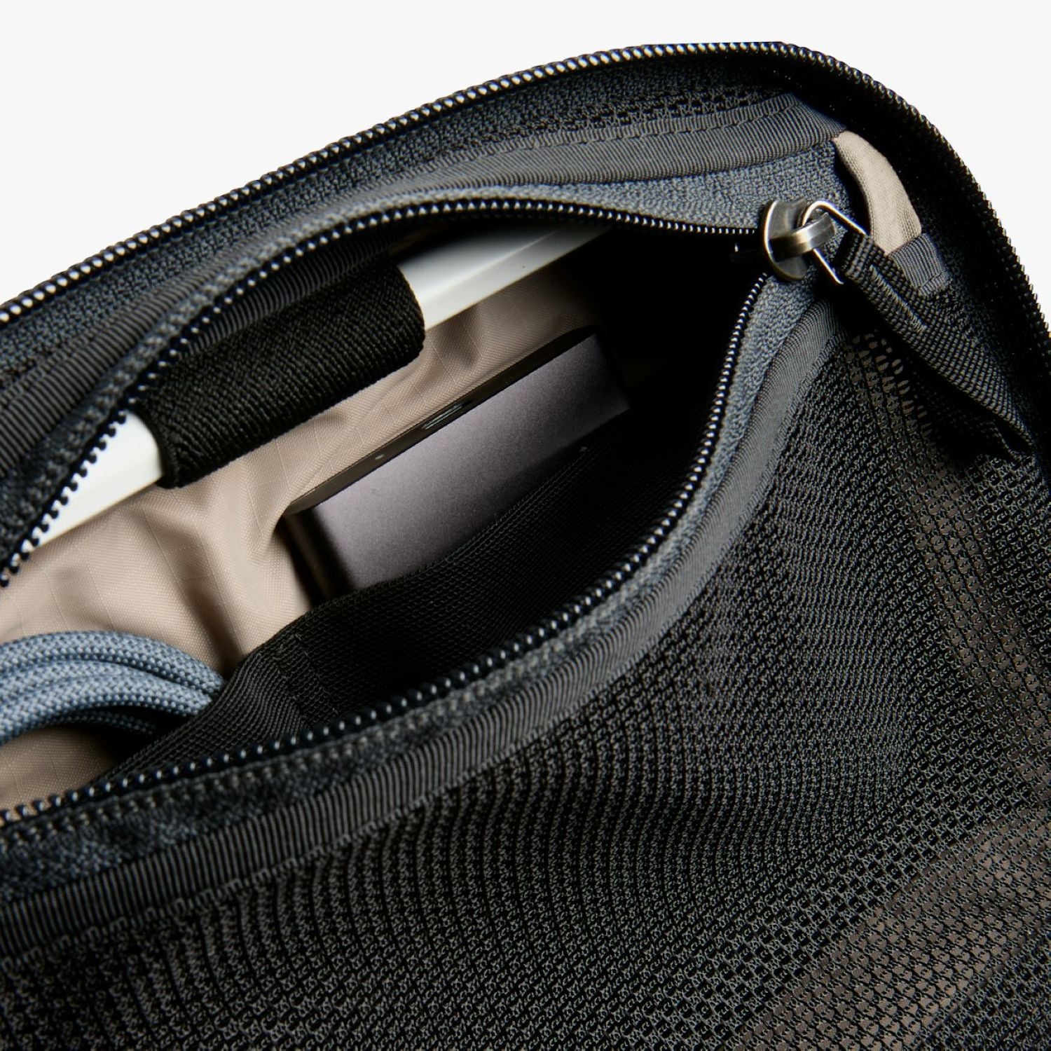 Bellroy Lite Tech Kit - Ash