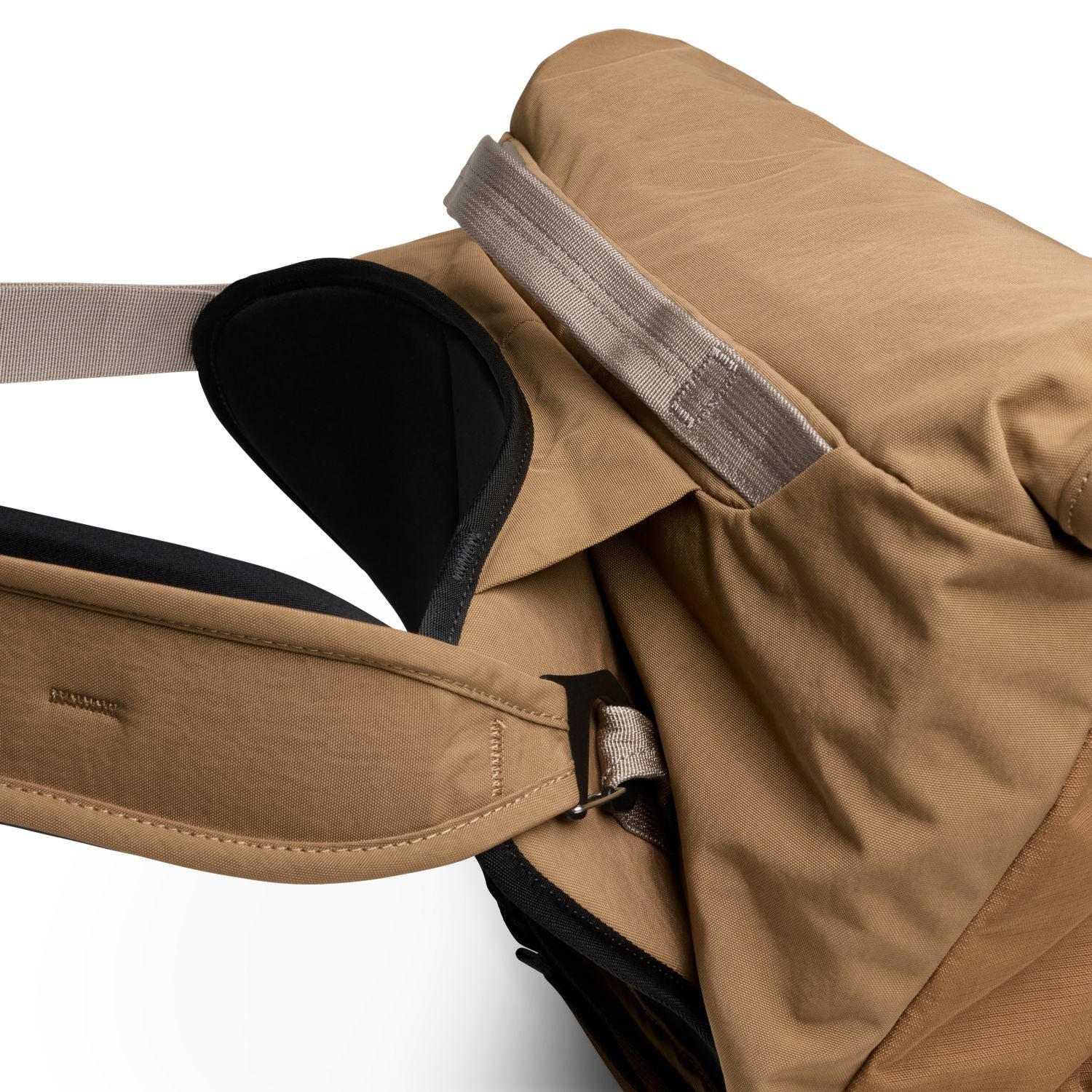 Bellroy Venture Messenger 16" - Chestnut