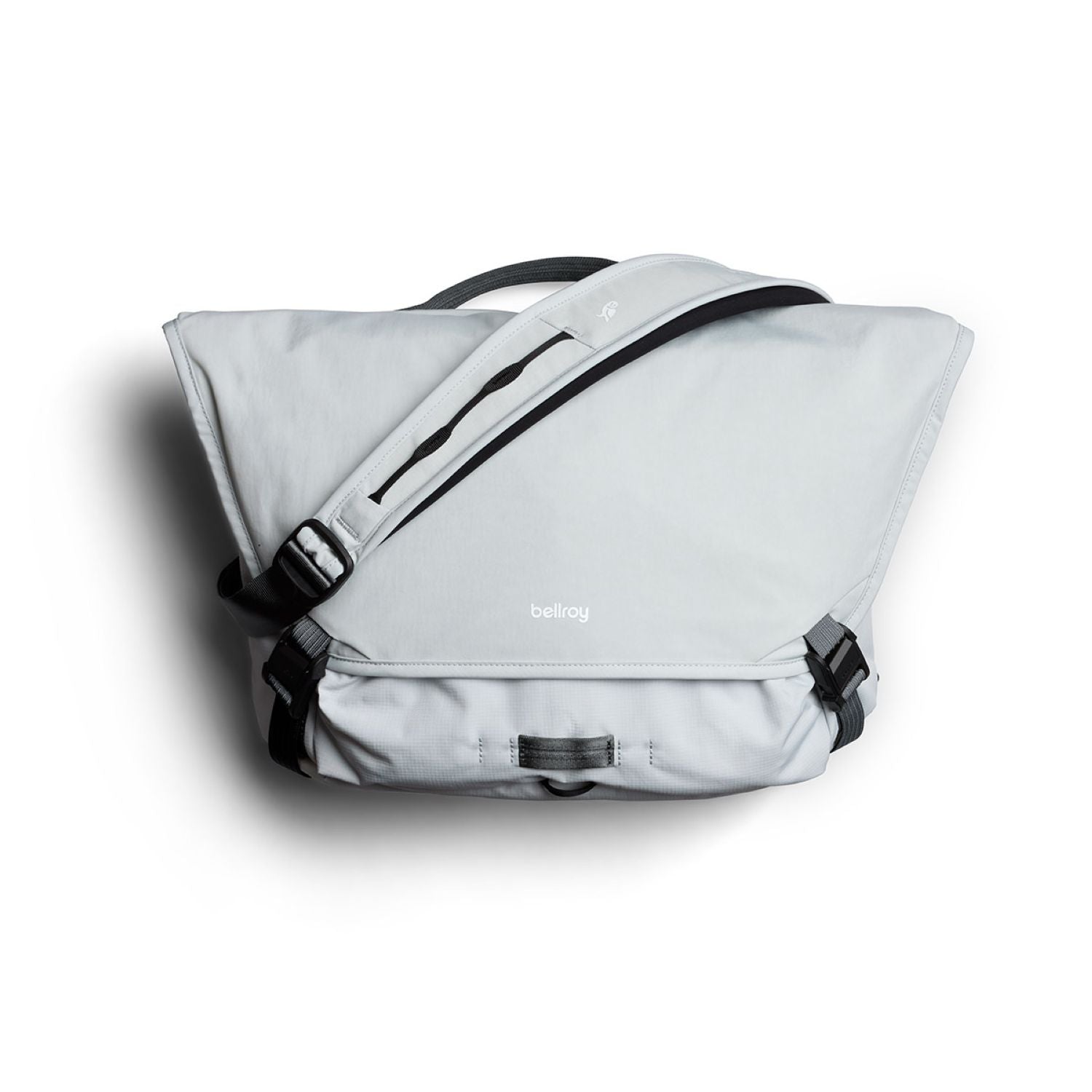 Bellroy Venture Messenger 16" - Fog