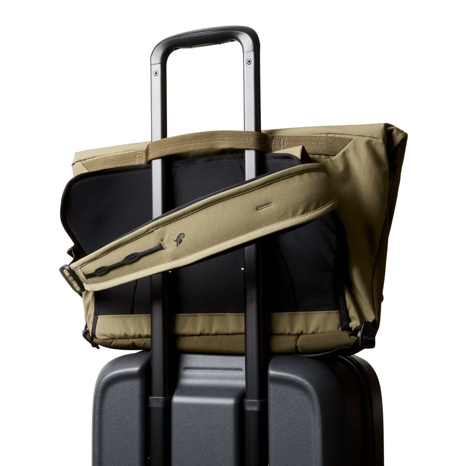 Bellroy Venture Messenger 16" - Woodlands