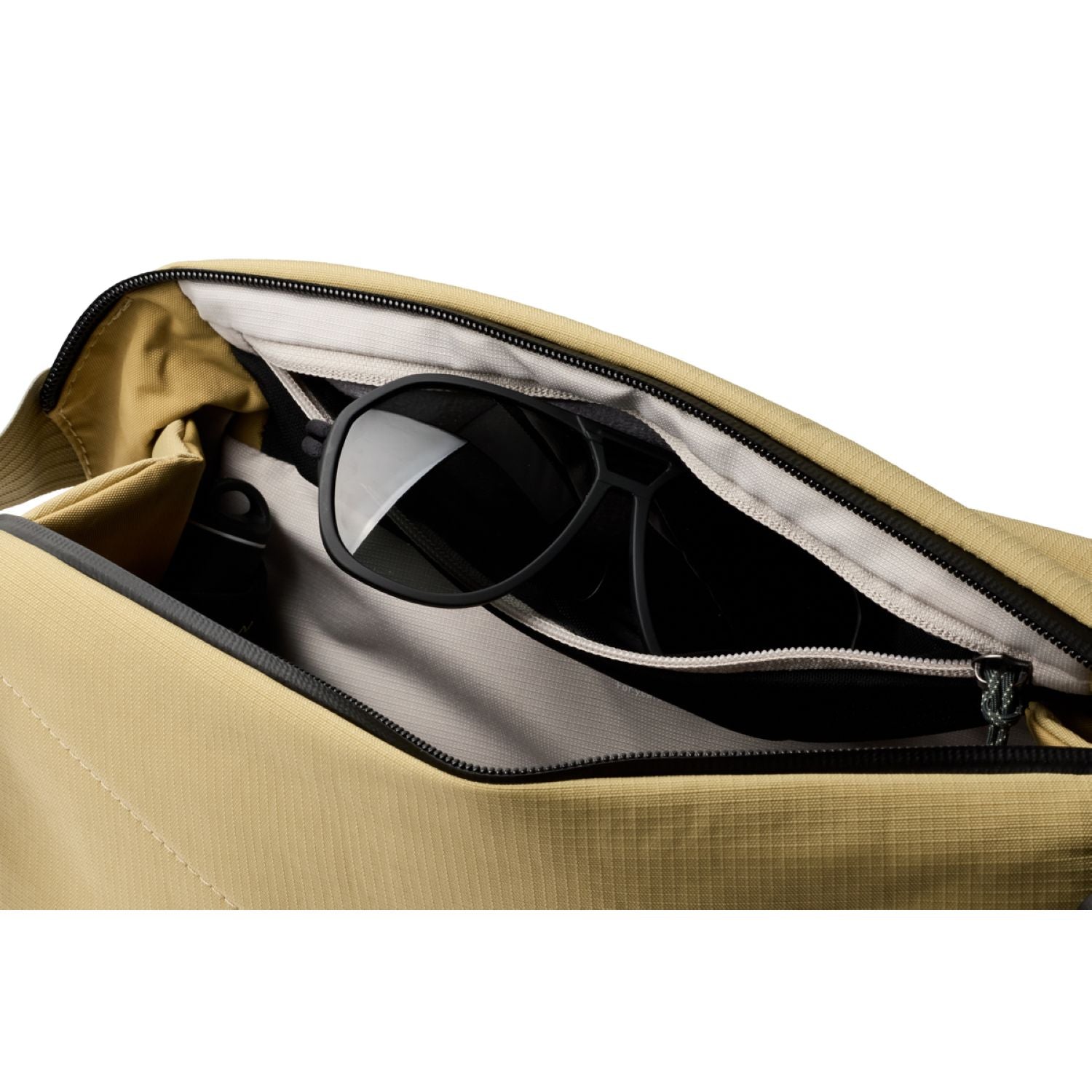 Bellroy Venture Sling 9L - Safari