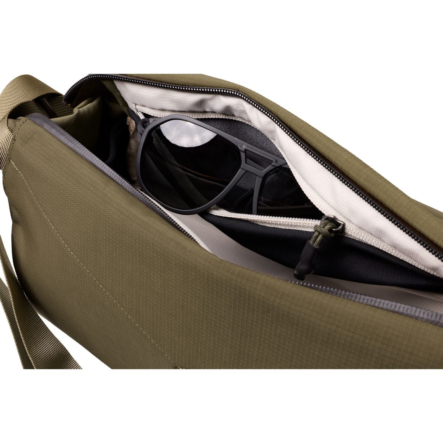 Bellroy Venture Sling 9L - Woodlands