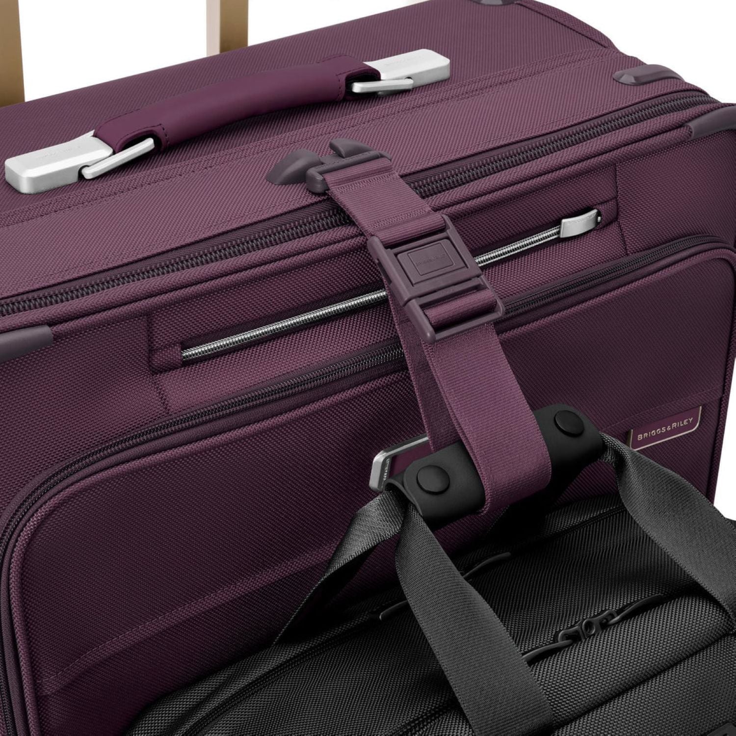 Briggs & Riley Baseline Large Expandable Spinner - Plum