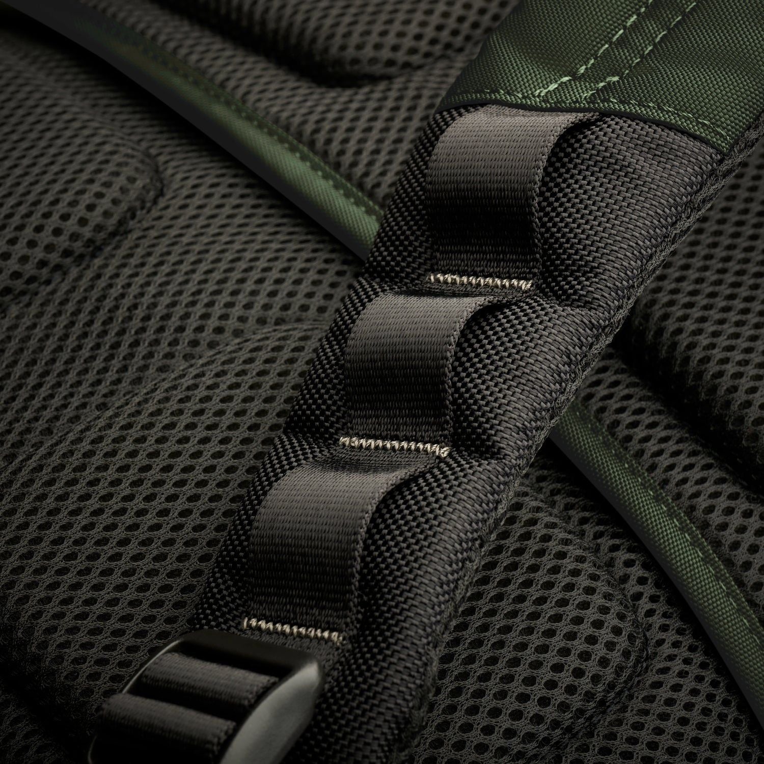 Briggs & Riley HTA Large Cargo Backpack - Forest