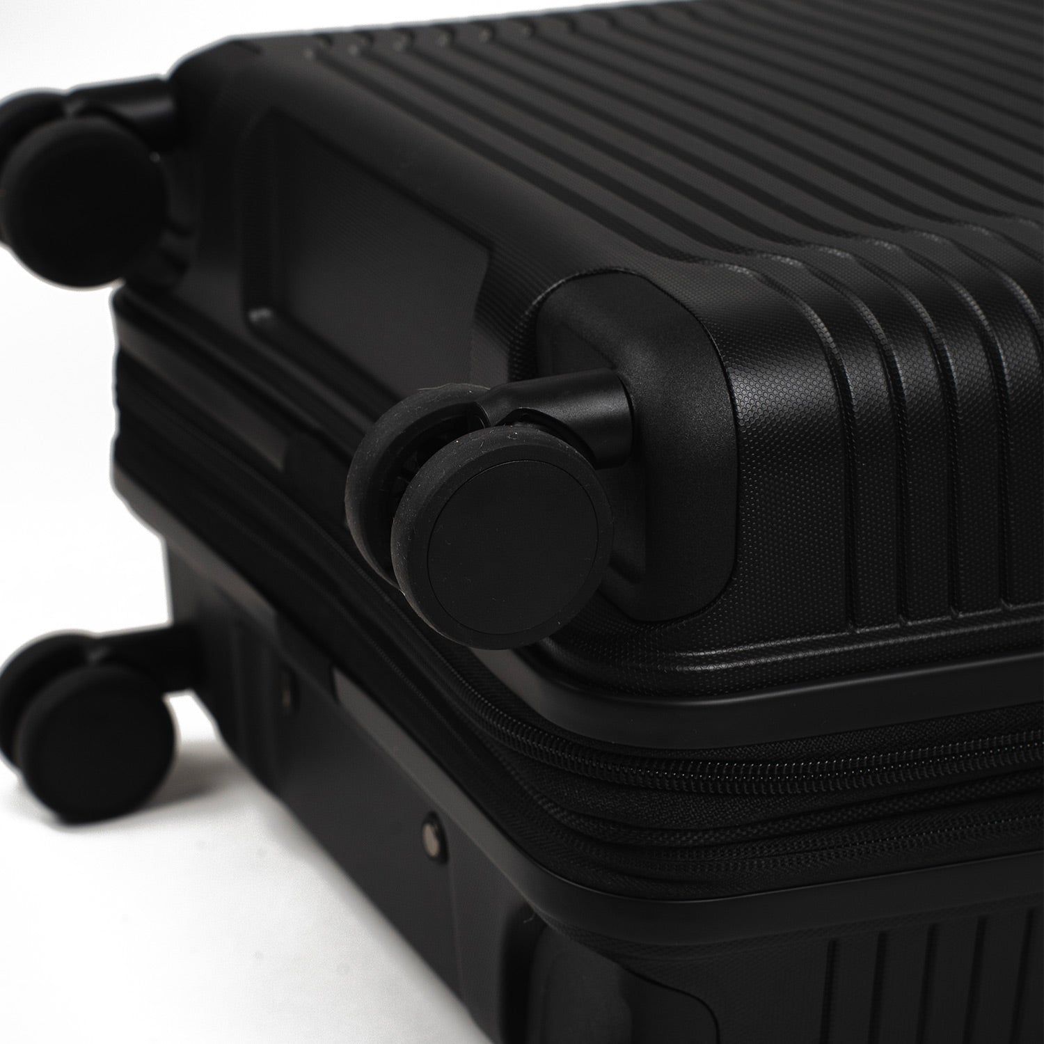 Crossing GLID Polypropylene Carry On 20" Luggage - Black