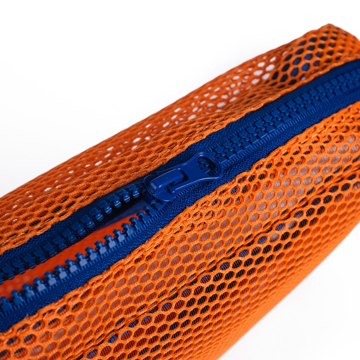 Crossing Jules Everywhere Mesh Pouch (Large) - Orange/Blue