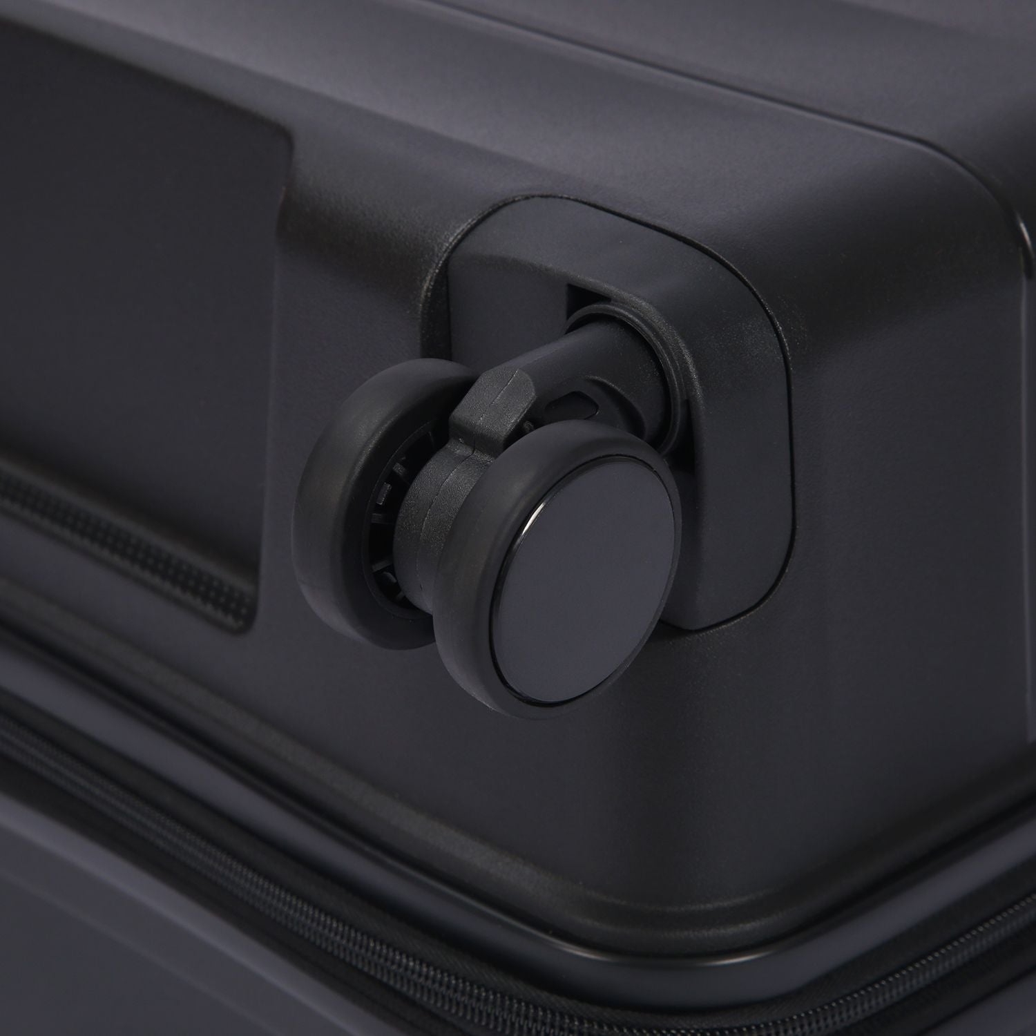 Crossing PRIM Polypropylene Large Expandable Luggage - Black