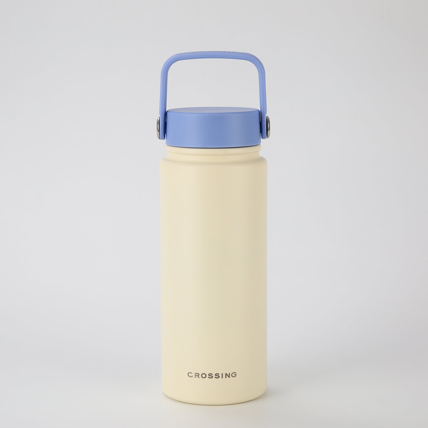 Crossing Urban Ceramic S/S Insulated Flat Cap Bottle With Handle 600ml - Heirloom Blue Cotton (Mix)