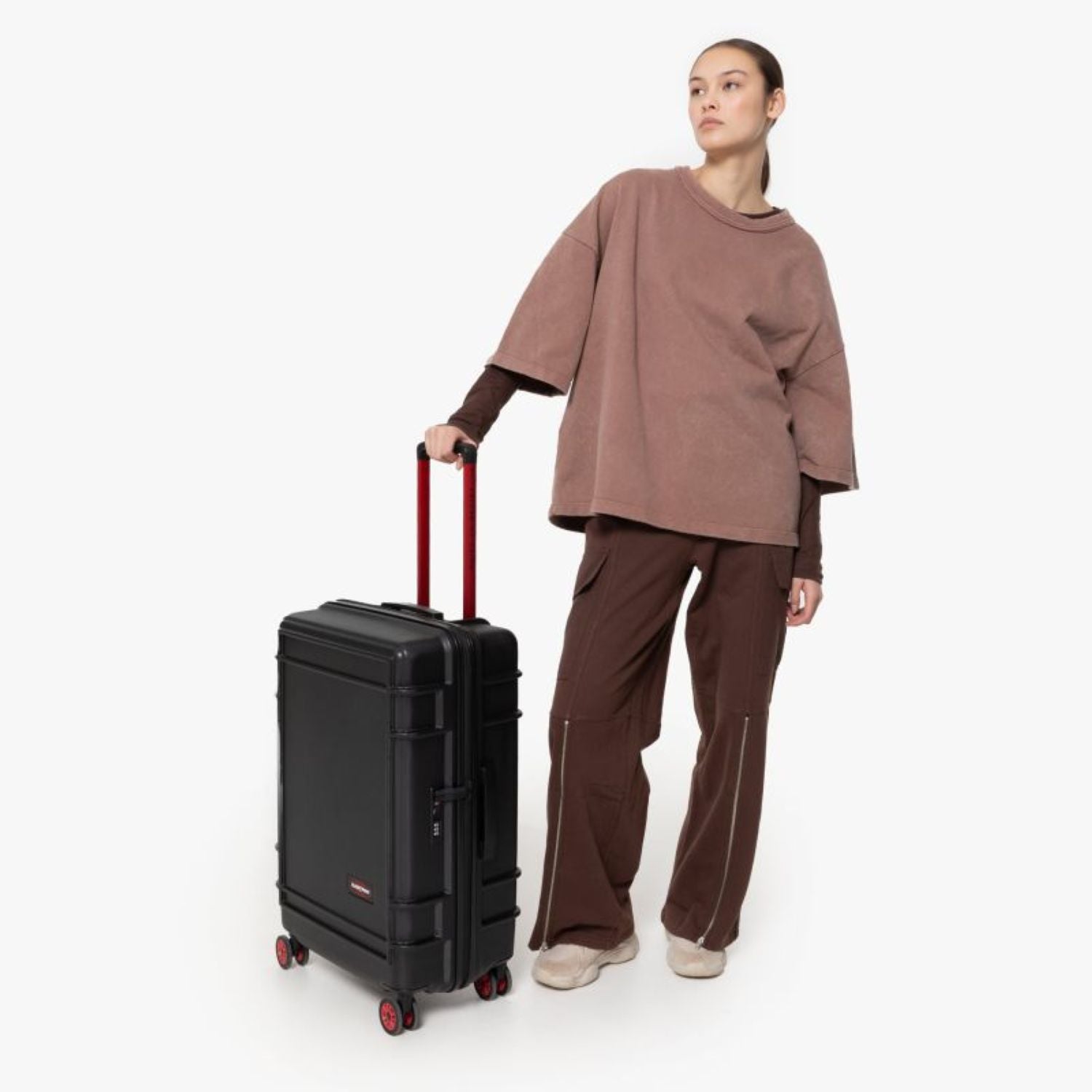 Eastpak Resist'R Zip M Hard Luggage (27") - Black