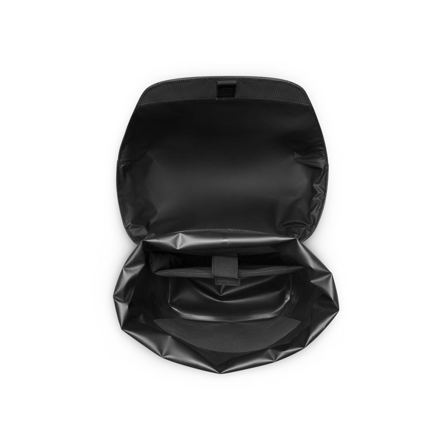 Gaston Luga Lightweight Duoseal Flap Backpack 14" - Black