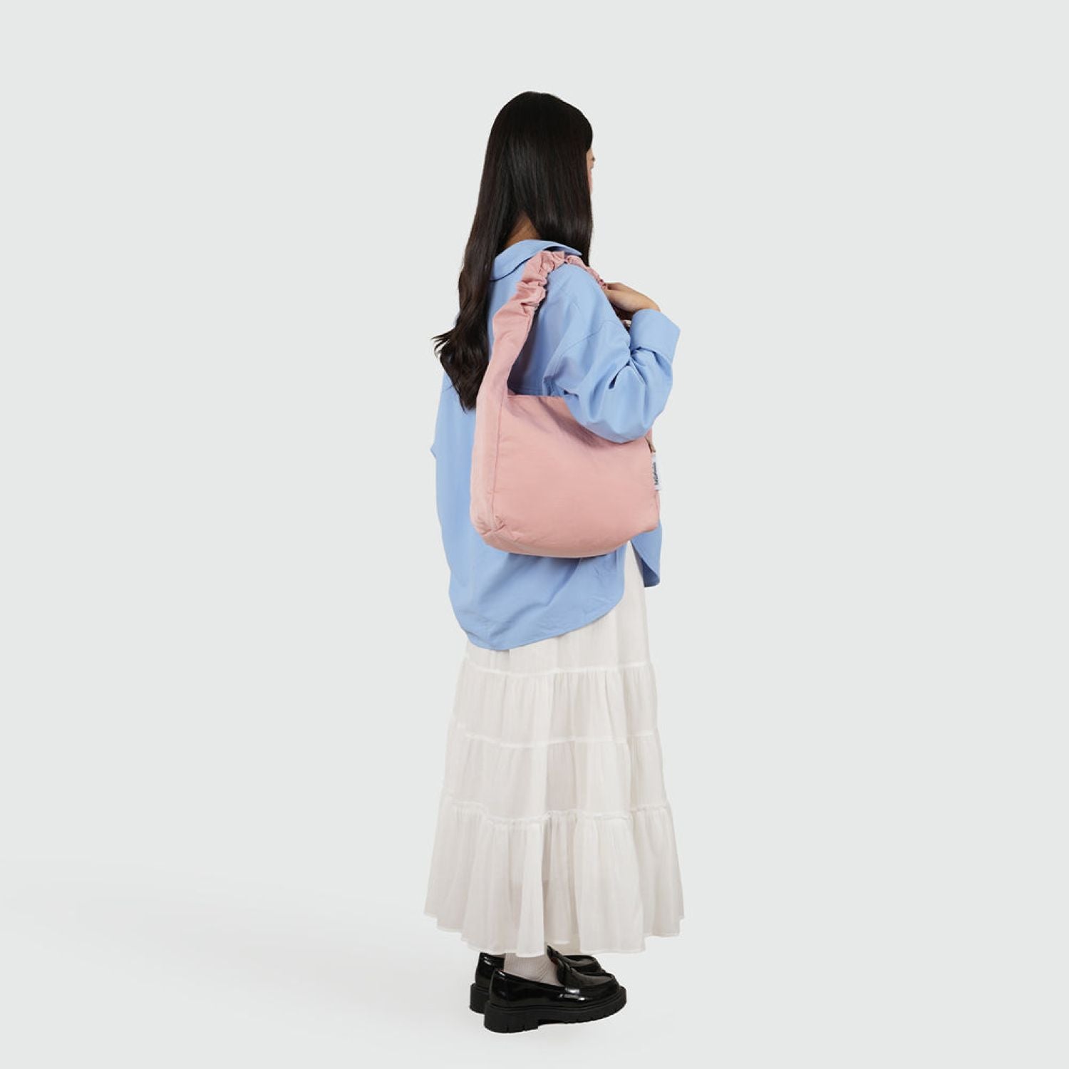 Hellolulu Elan Day Off Bucket Shoulder Bag (Pale Pink)