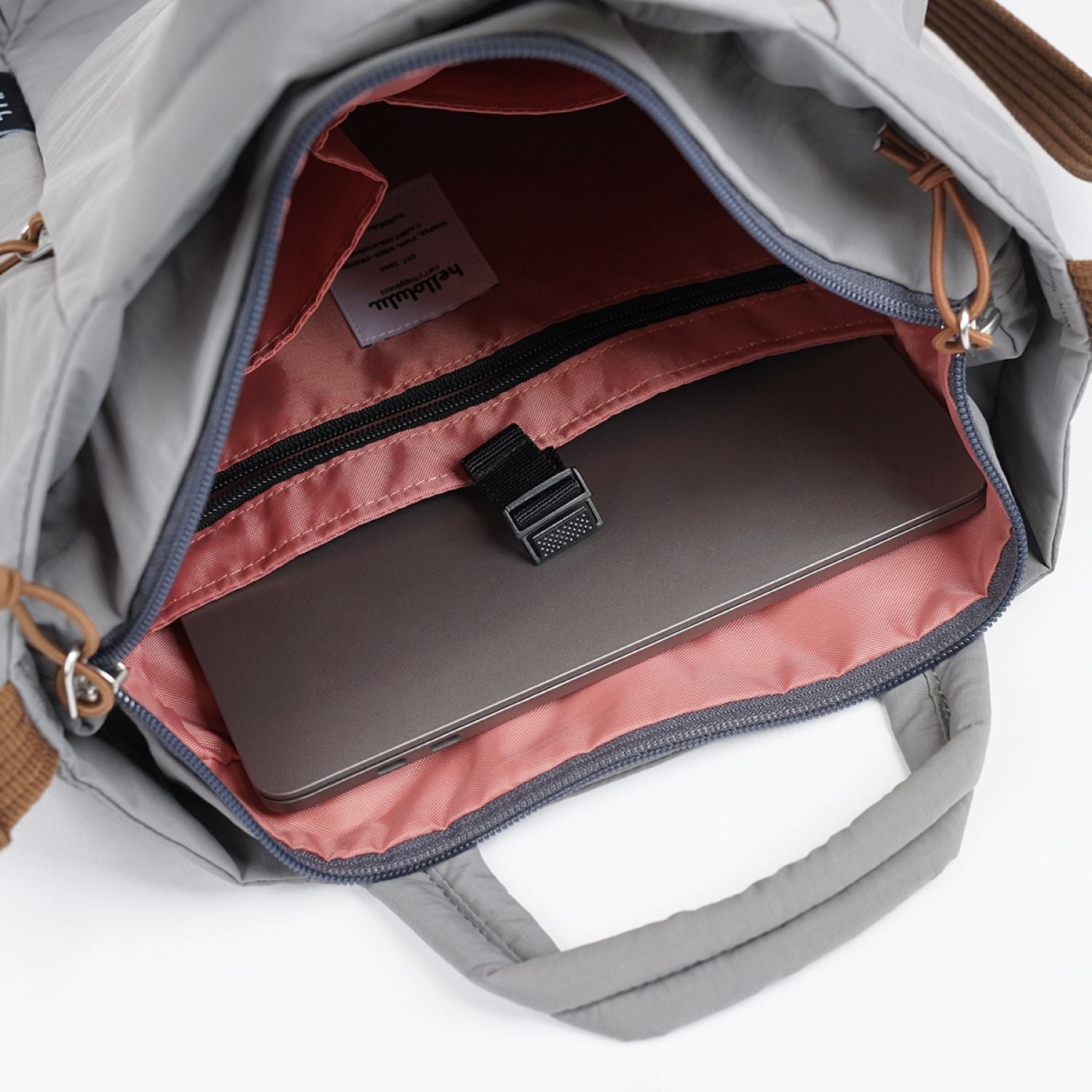 Hellolulu Julian Daily 2-Way Tote (Pearl Gray)