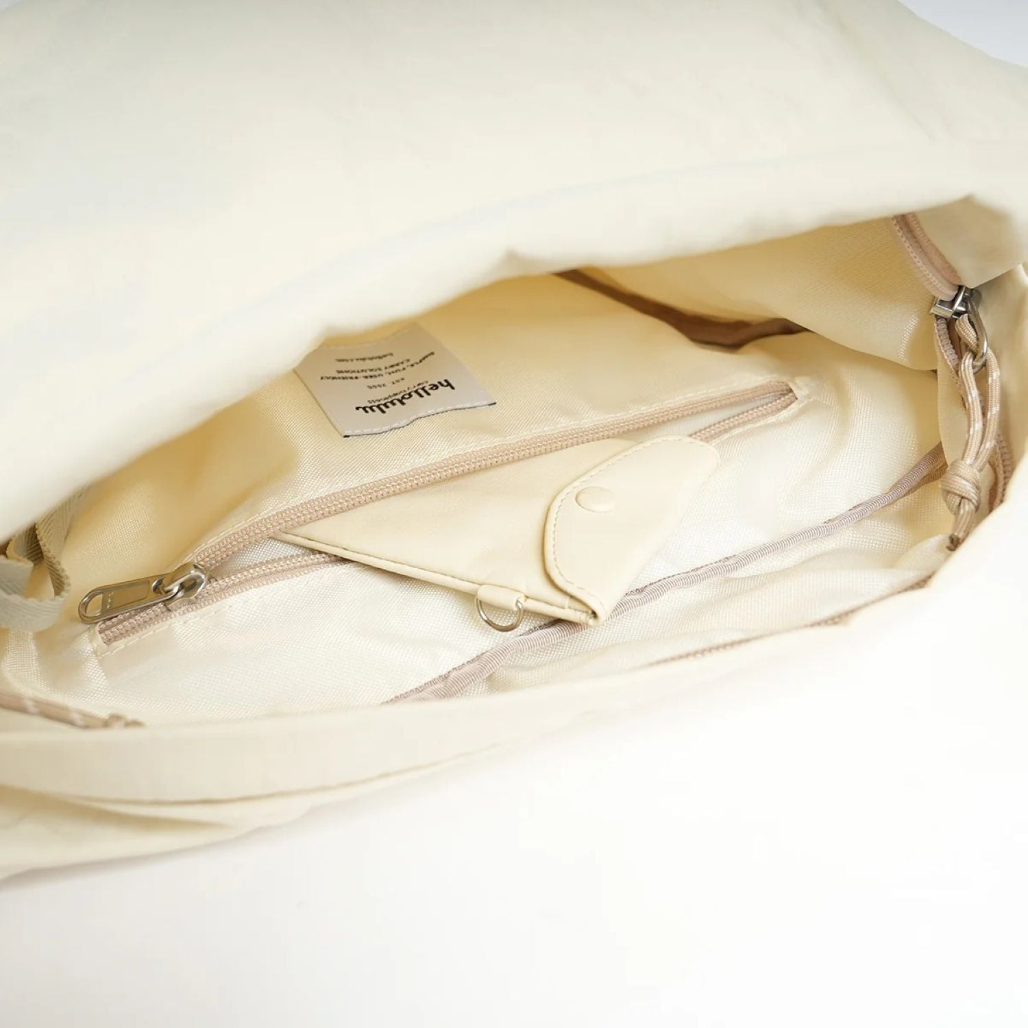 Hellolulu Miles All Day Shoulder Bag M (Vanilla White)