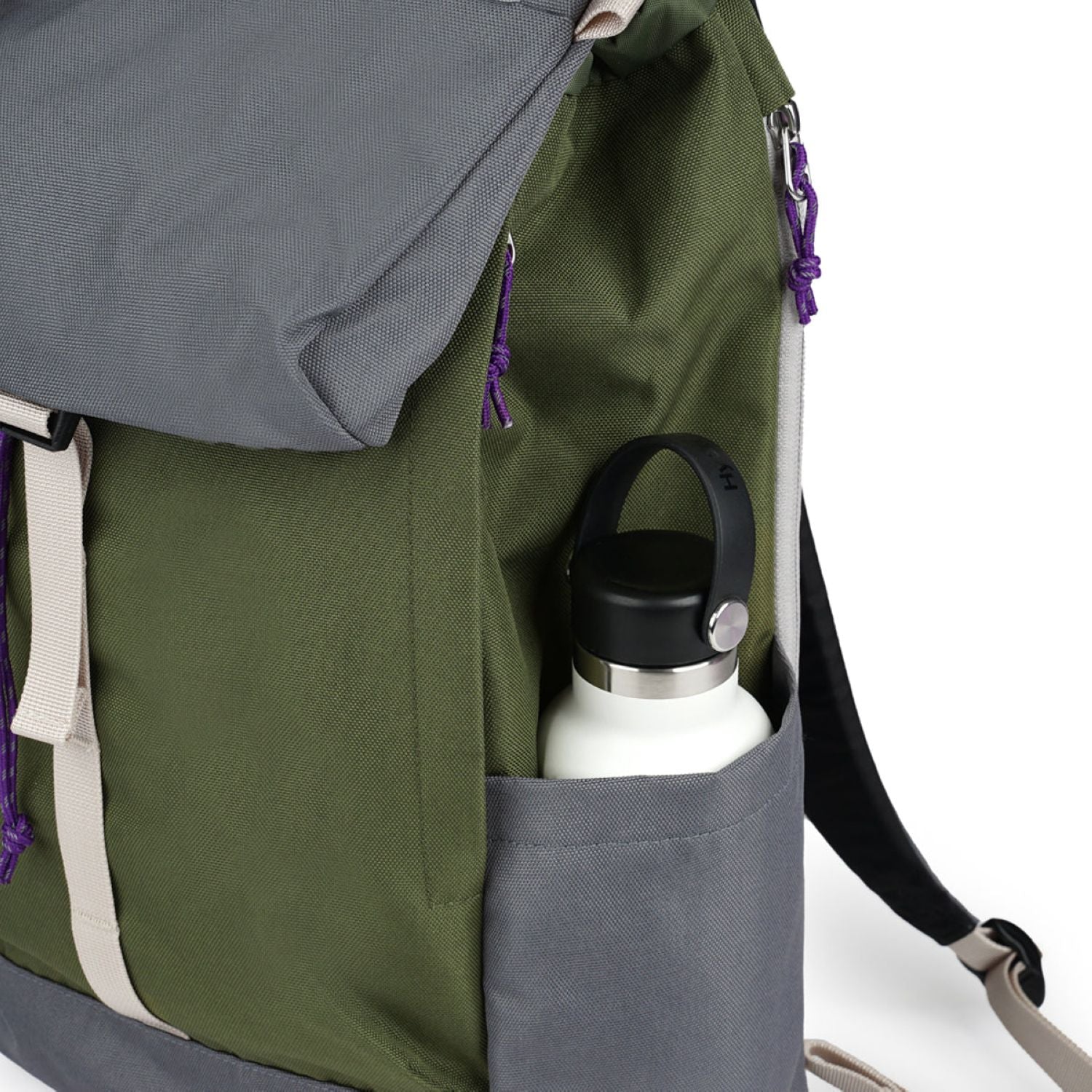 Hellolulu Saro Utility Flap Backpack M (Oil Green/Cool Gray)