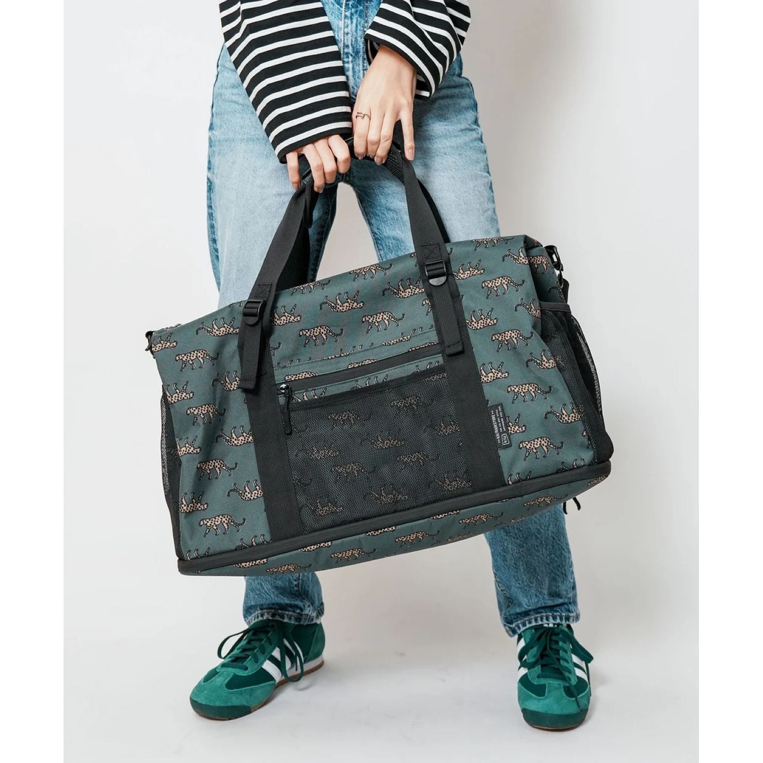 Kiu Water Repellent 600D Gym Bag (Khaki)