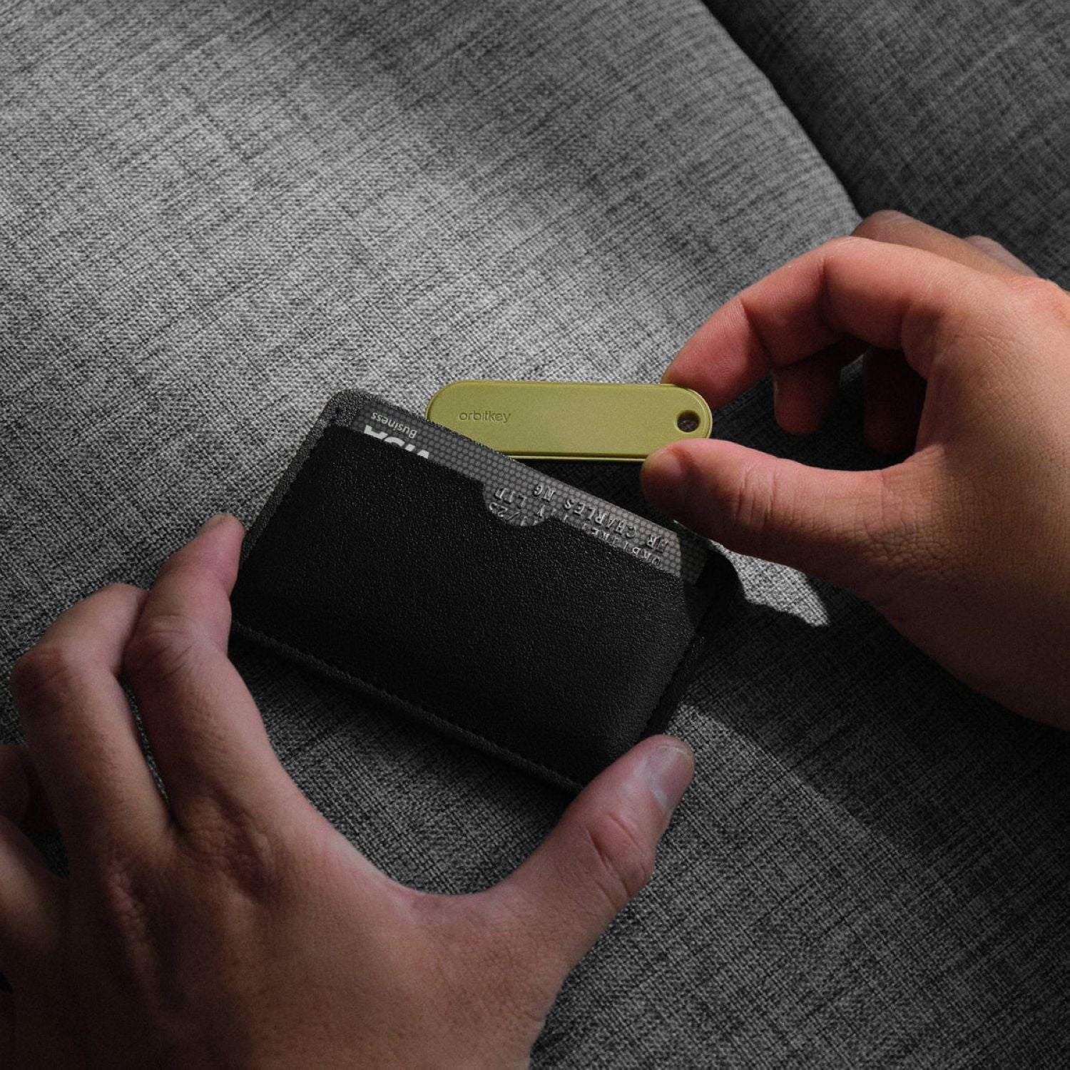 Orbitkey Universal Tracker (Pistachio)