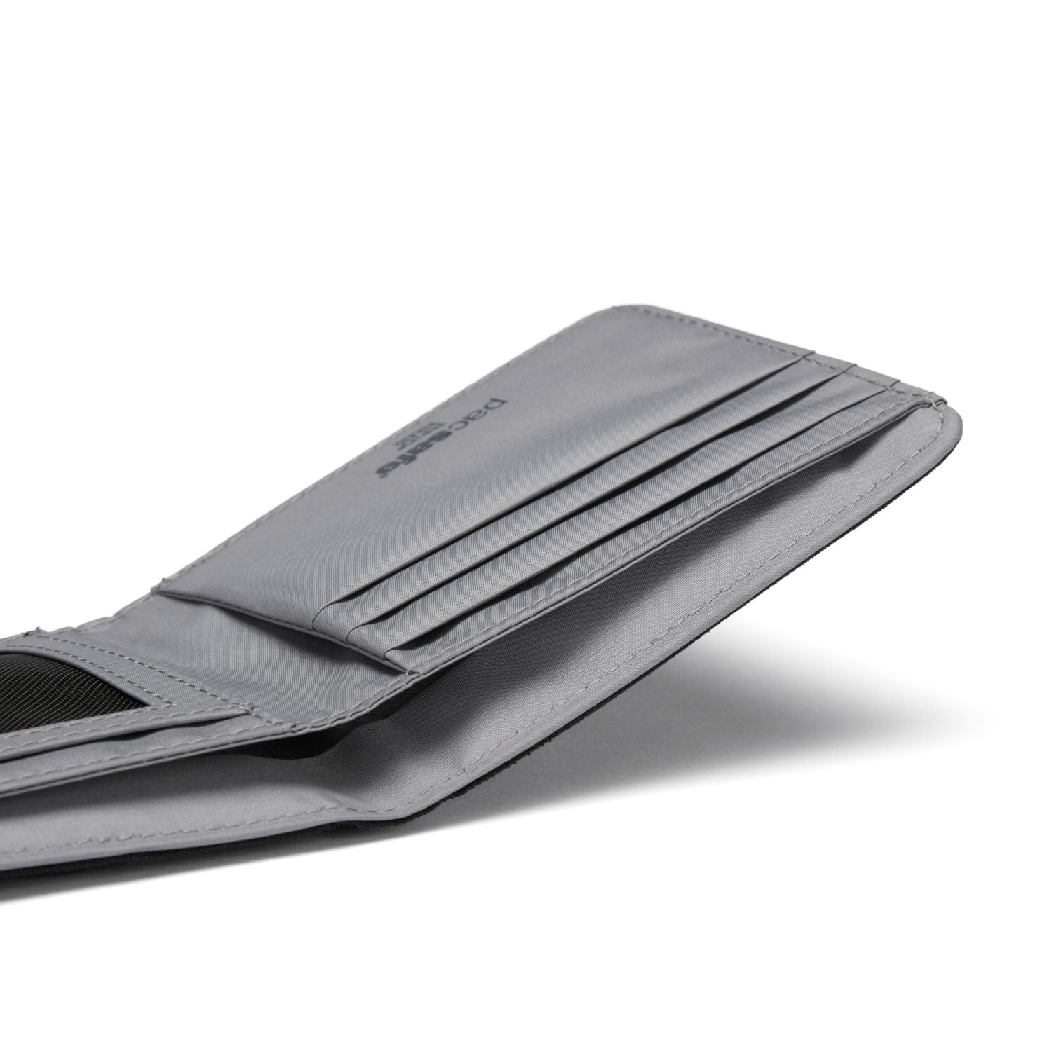 Pacsafe RFIDsafe RFID Blocking Bifold Wallet - Jet Black