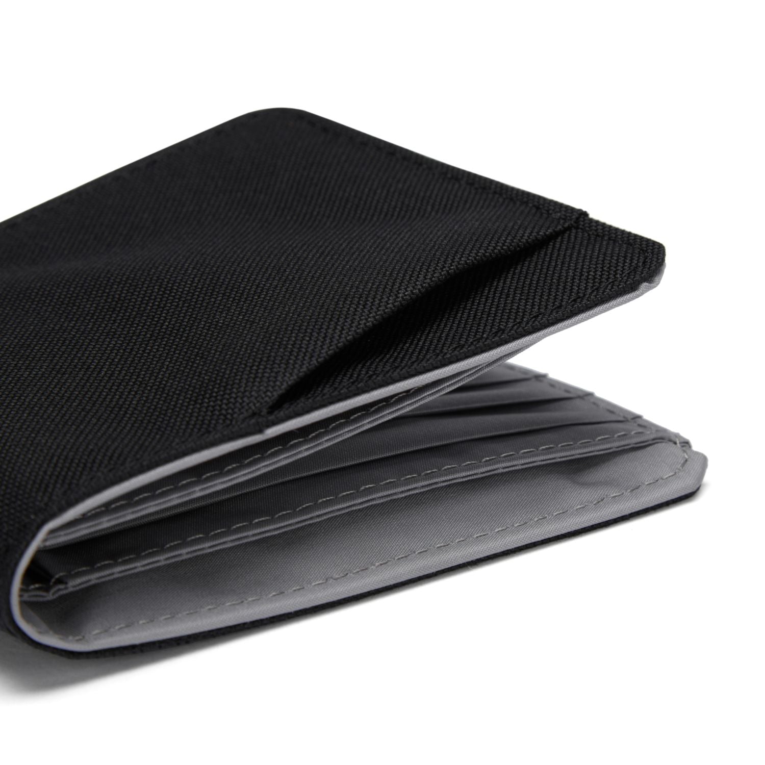 Pacsafe RFIDsafe RFID Blocking Bifold Wallet - Jet Black