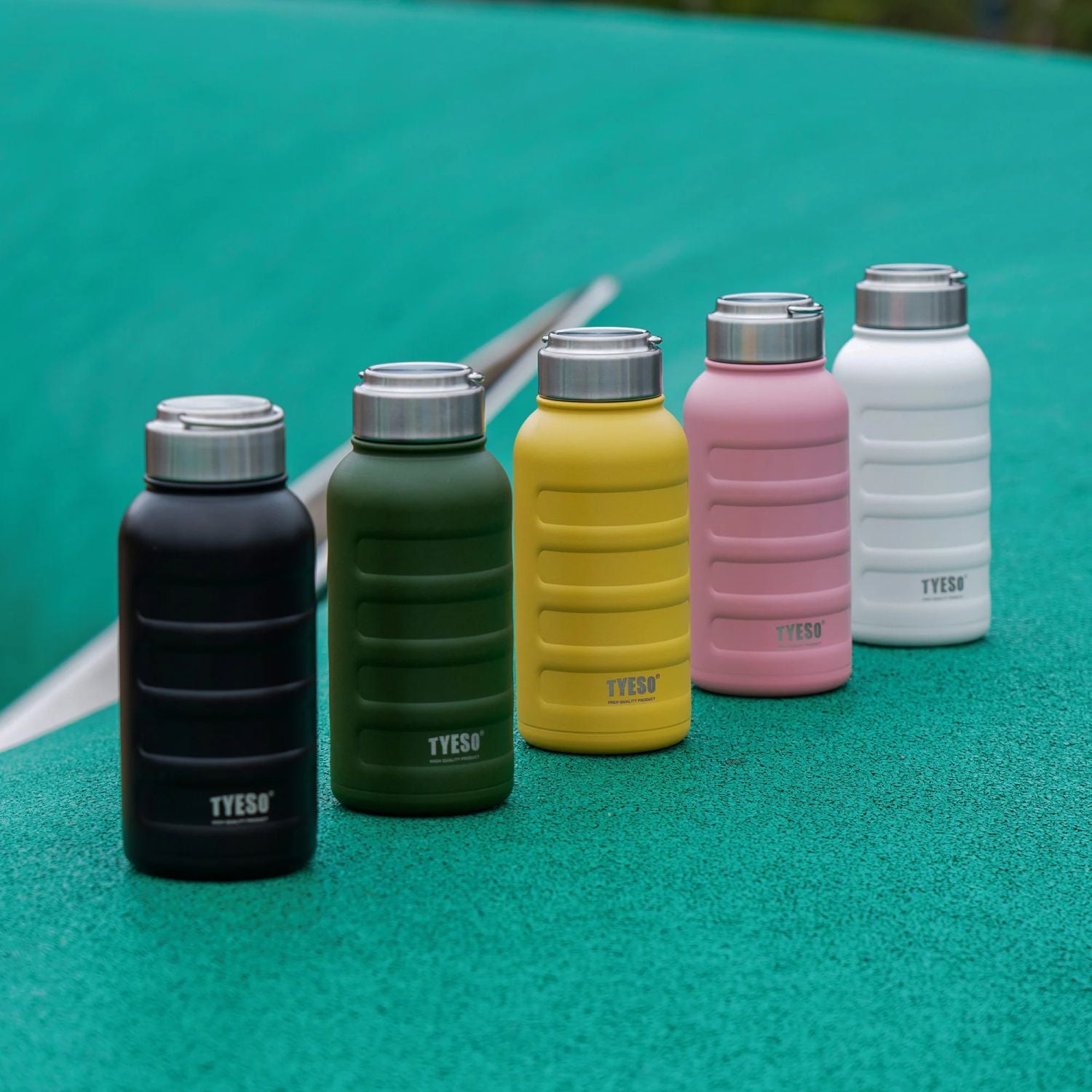 Tyeso Ascent Compact S/S Vacuum Insulated Bottle With Handle 360ml - Black